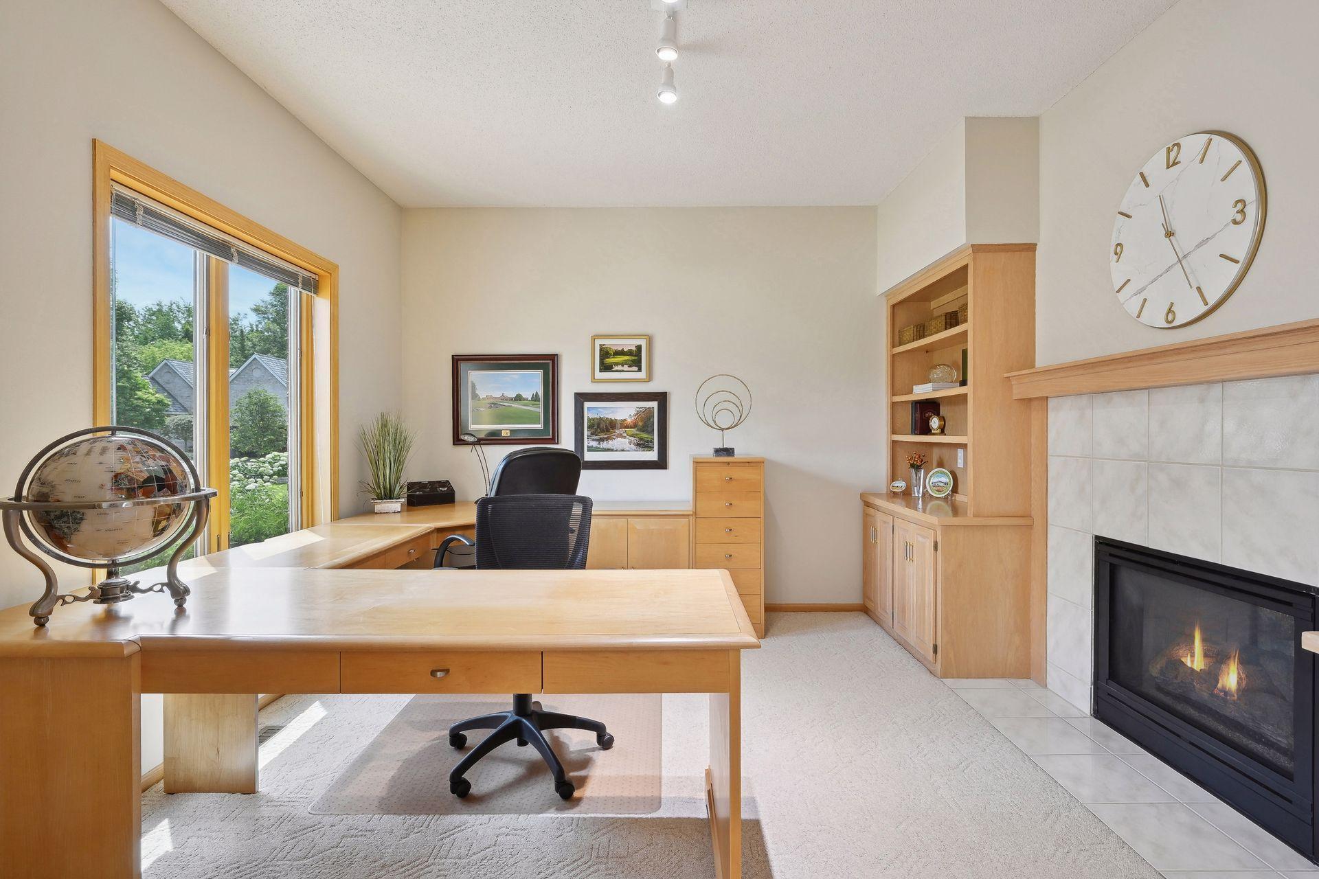 4495 Fountain Lane N