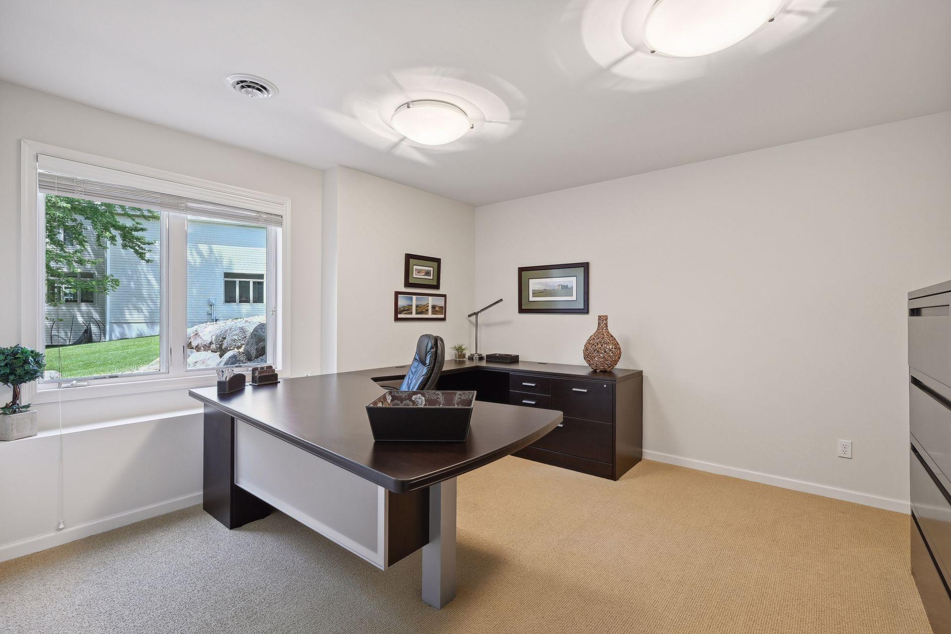 4495 Fountain Lane N