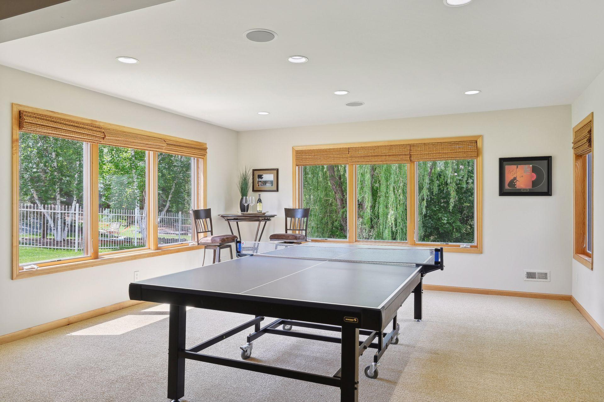 4495 Fountain Lane N