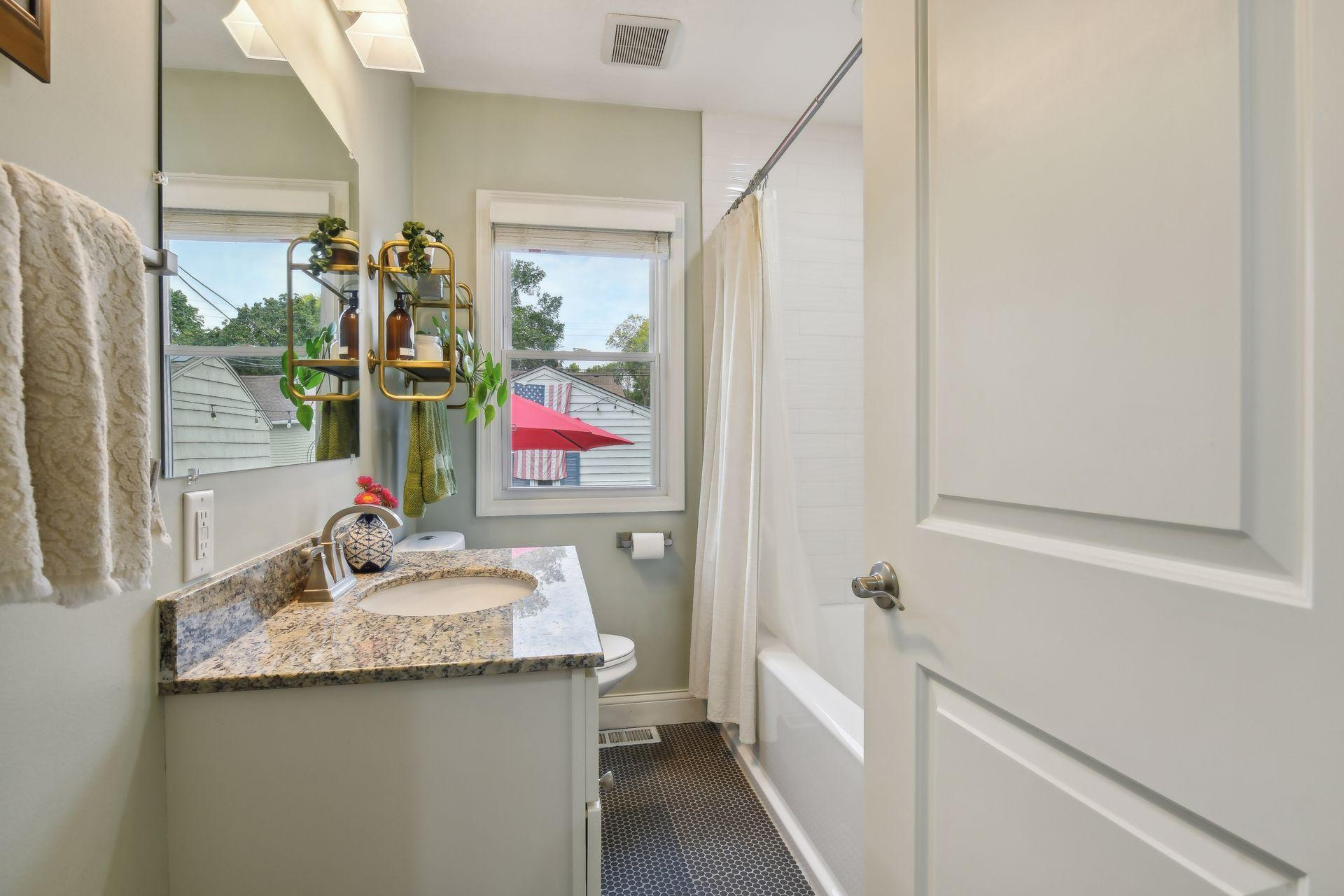 3104 Hampshire Avenue S