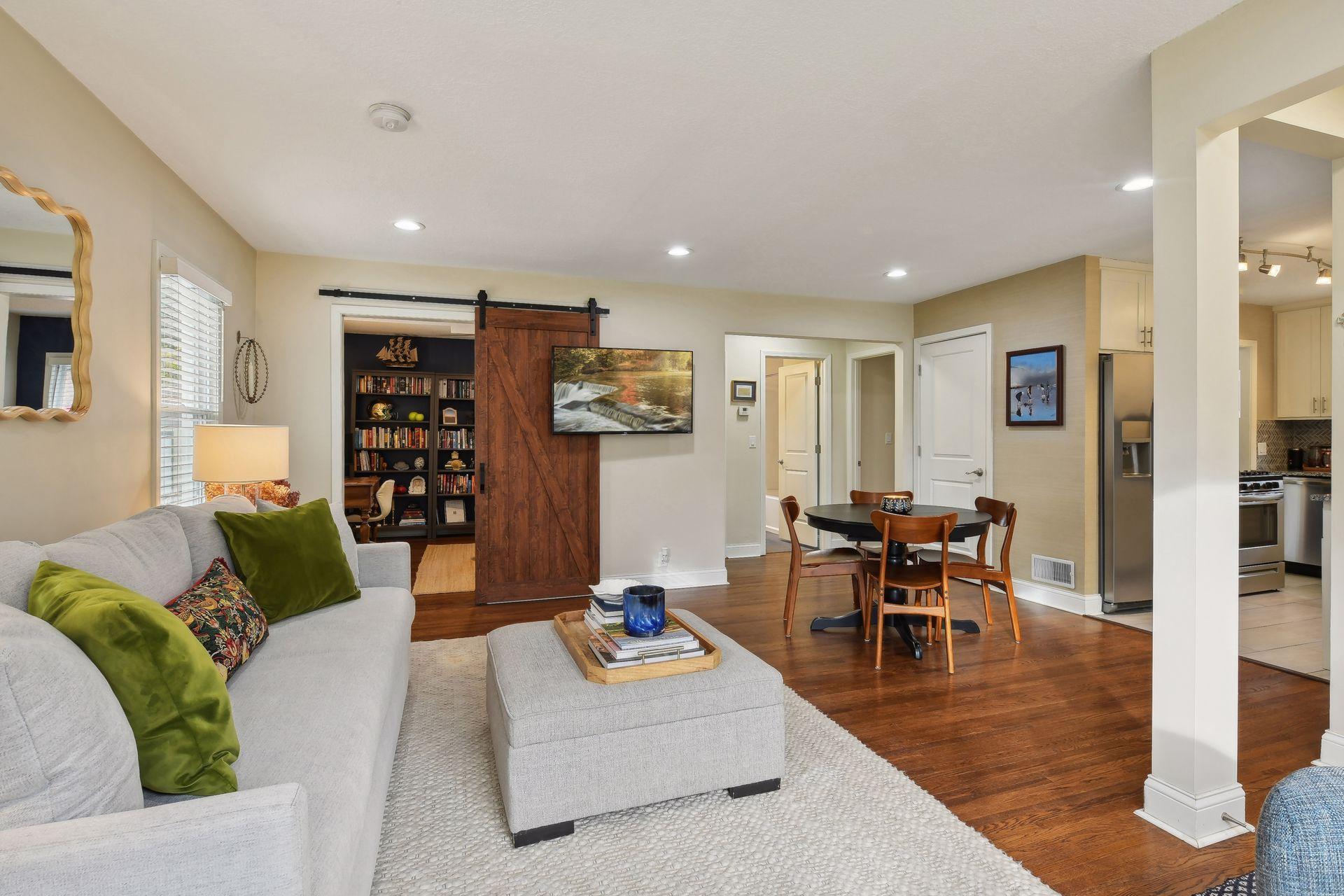 3104 Hampshire Avenue S