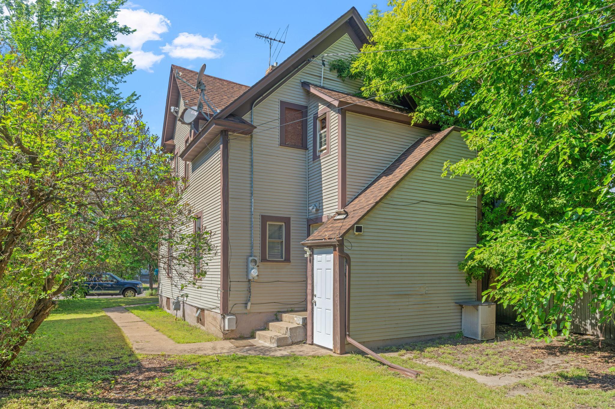 1811 Jackson Street NE