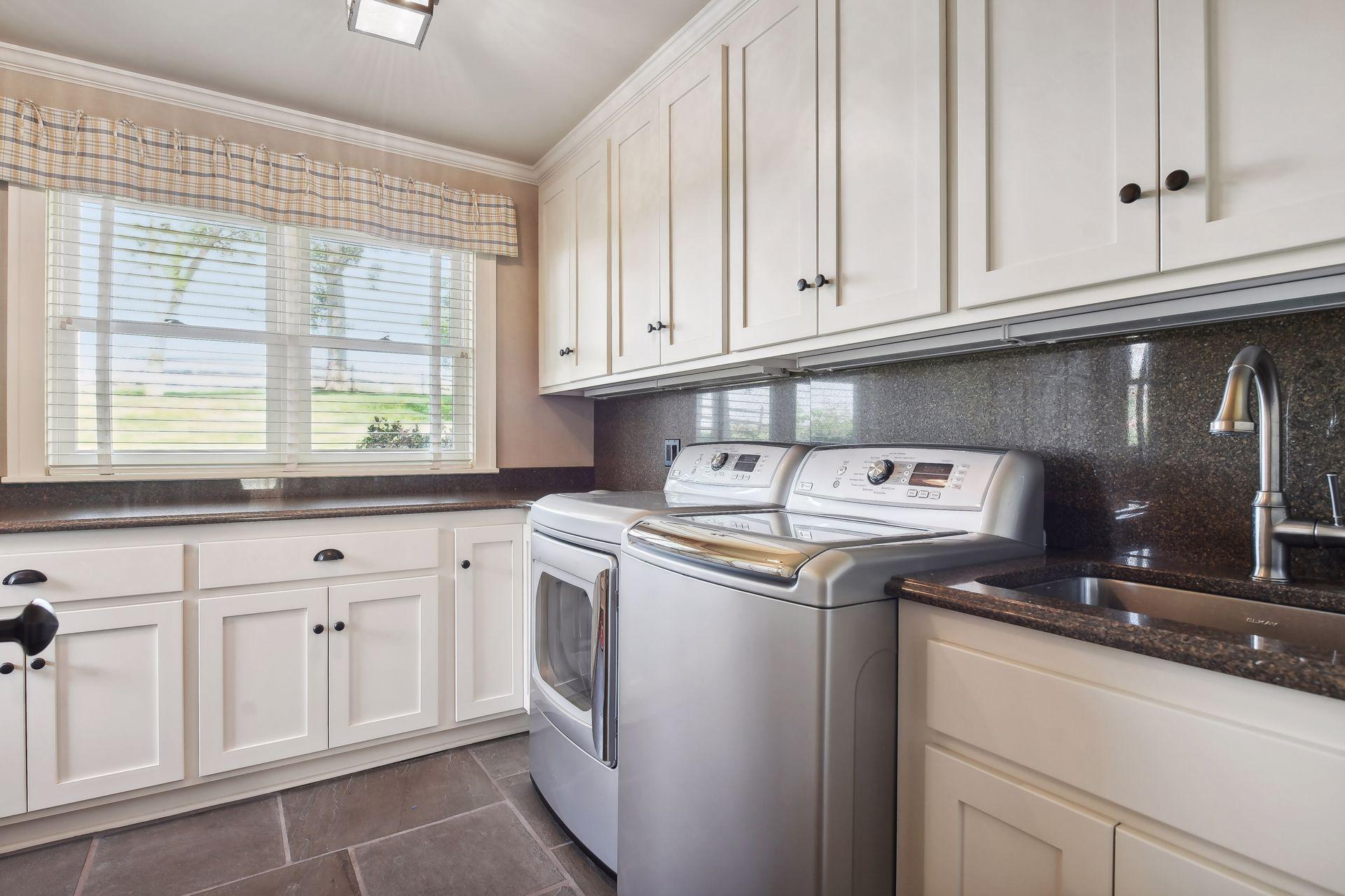 11126 Eastwood Avenue SE