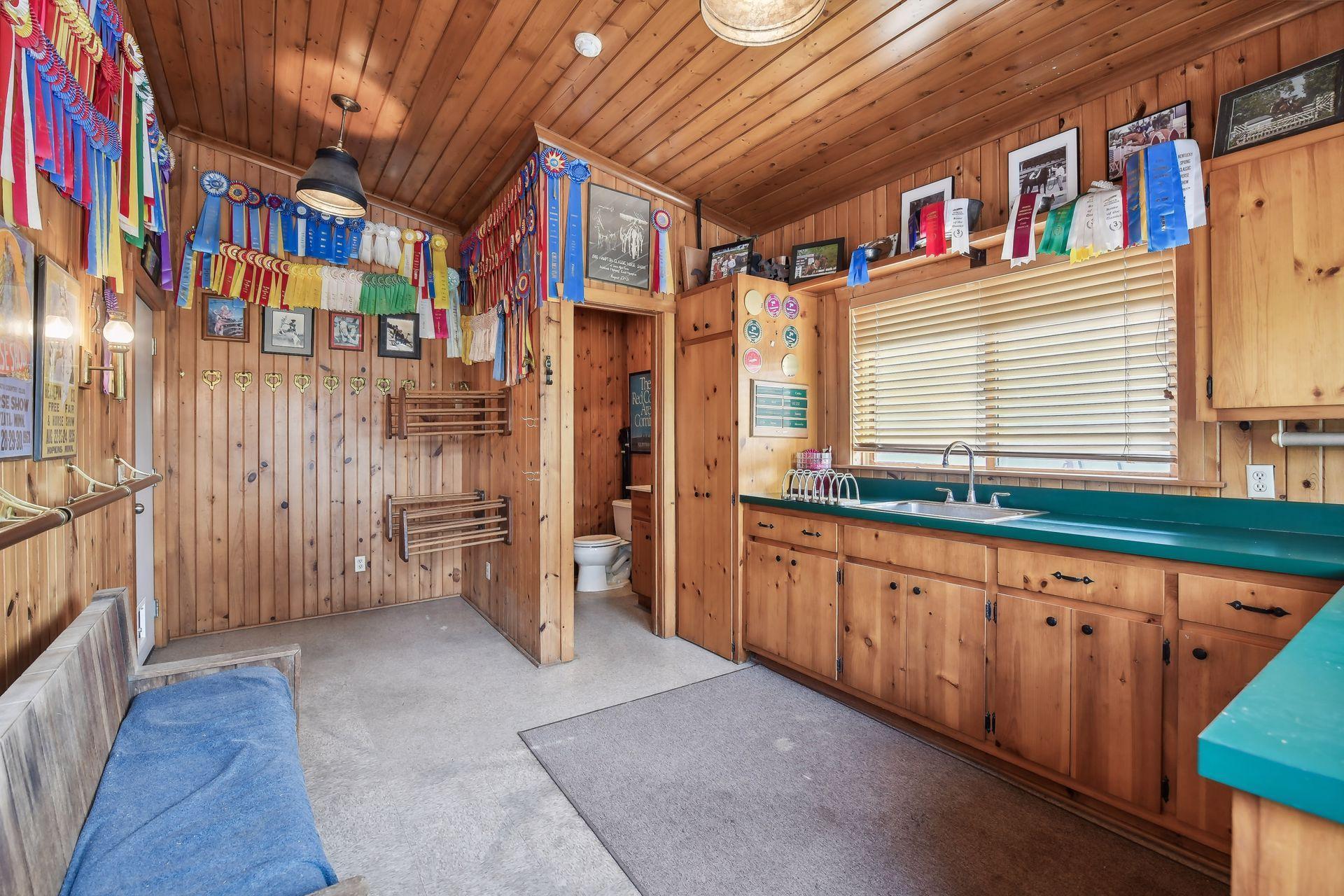 11126 Eastwood Avenue SE