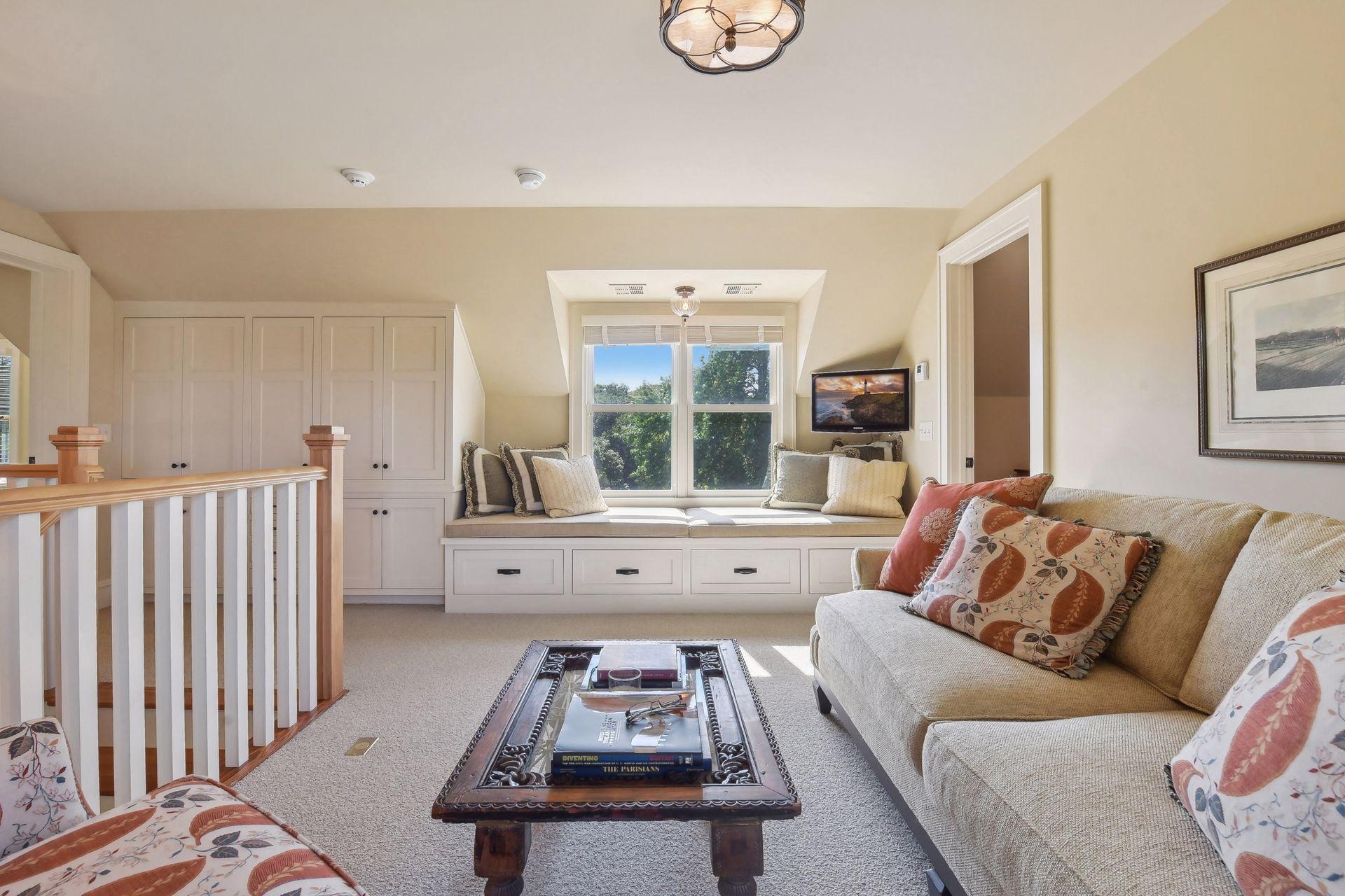 11126 Eastwood Avenue SE