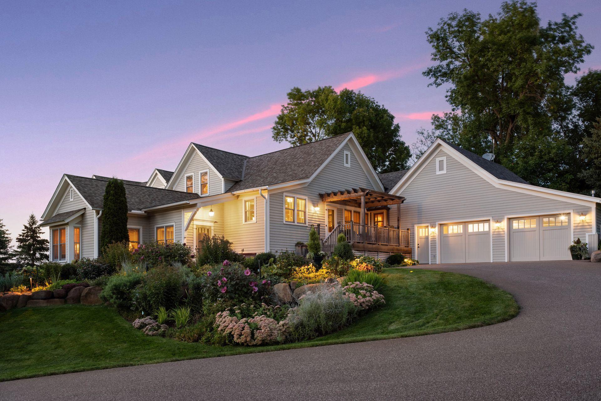 11126 Eastwood Avenue SE