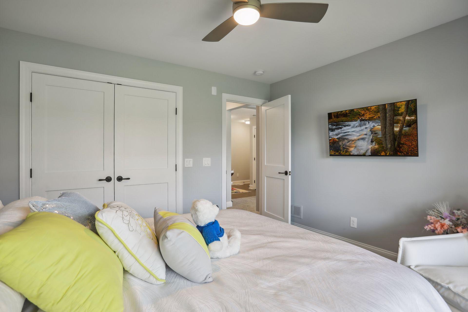 15415 Oakcroft Place