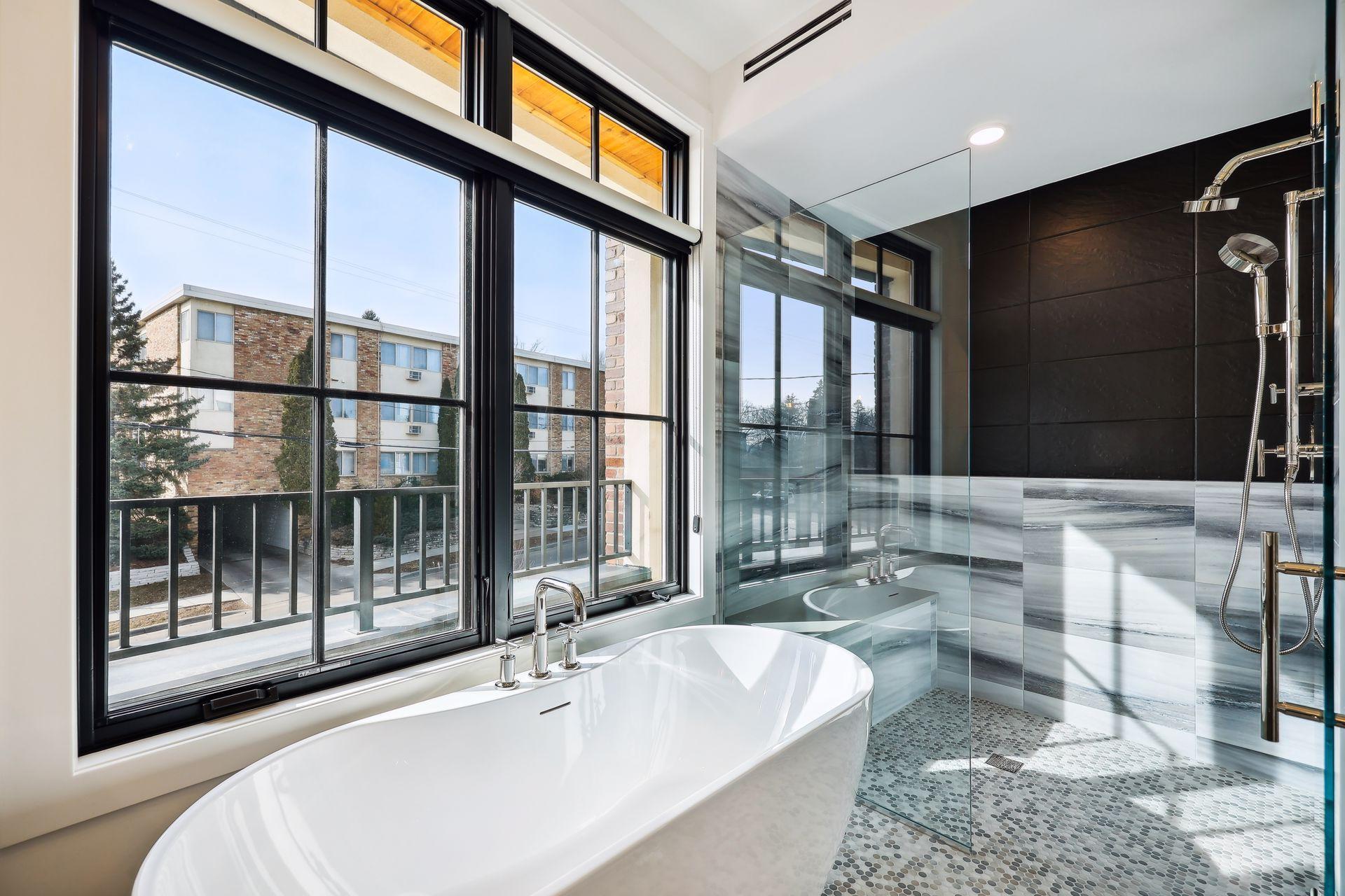 511 Second Street Unit: 4