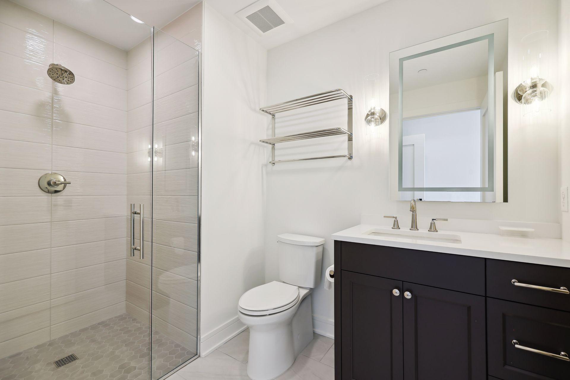 511 Second Street Unit: 4