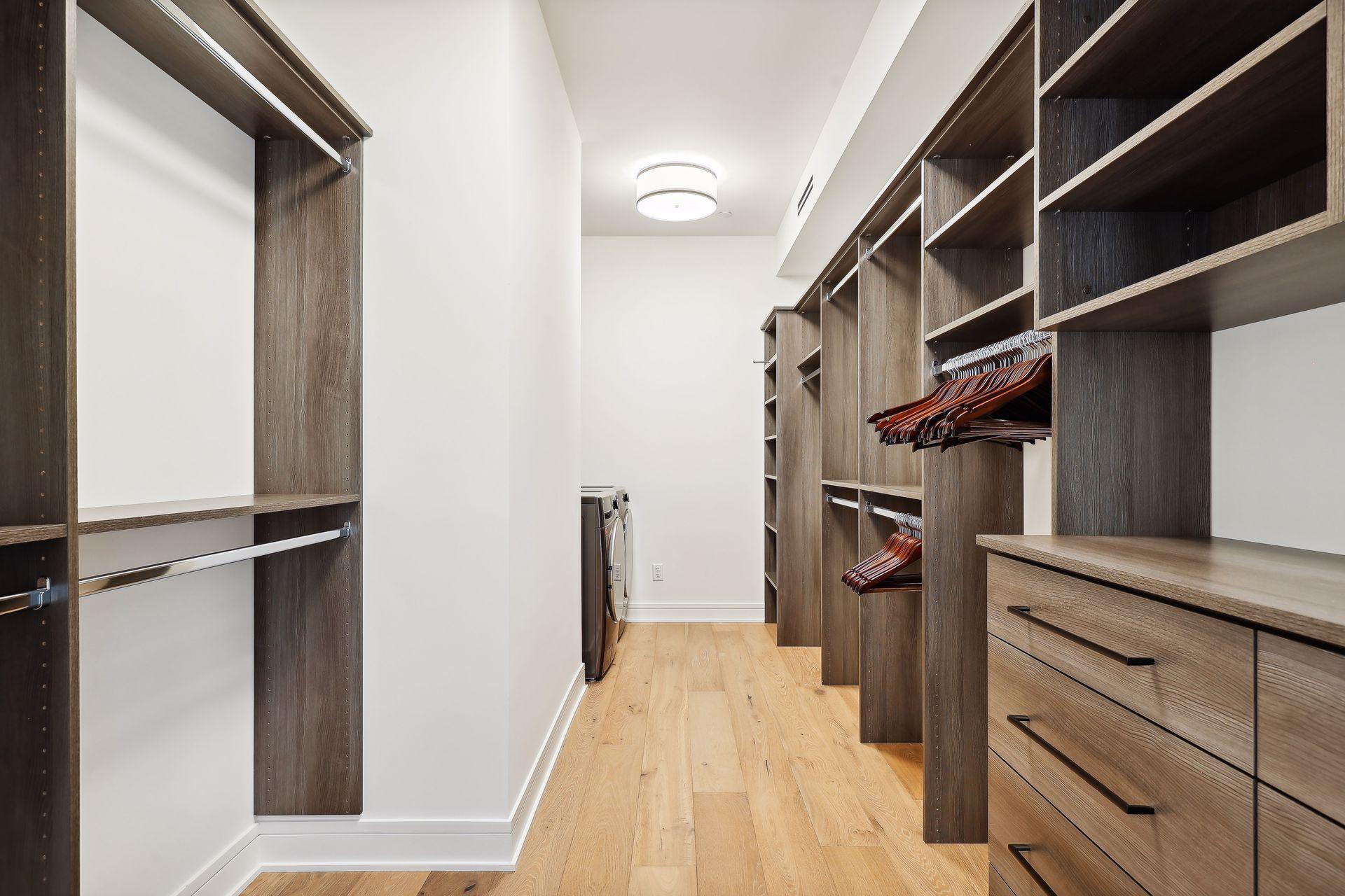 511 Second Street Unit: 4