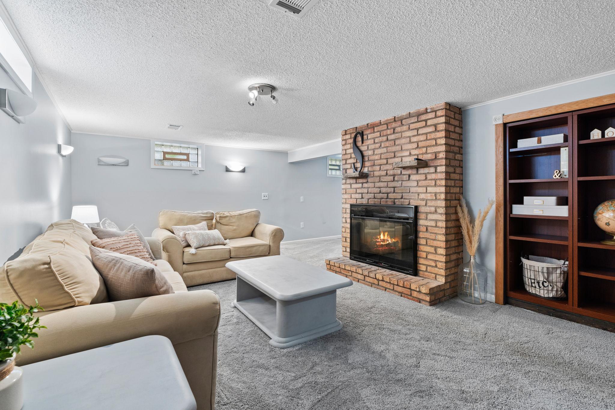 8219 Washburn Avenue S