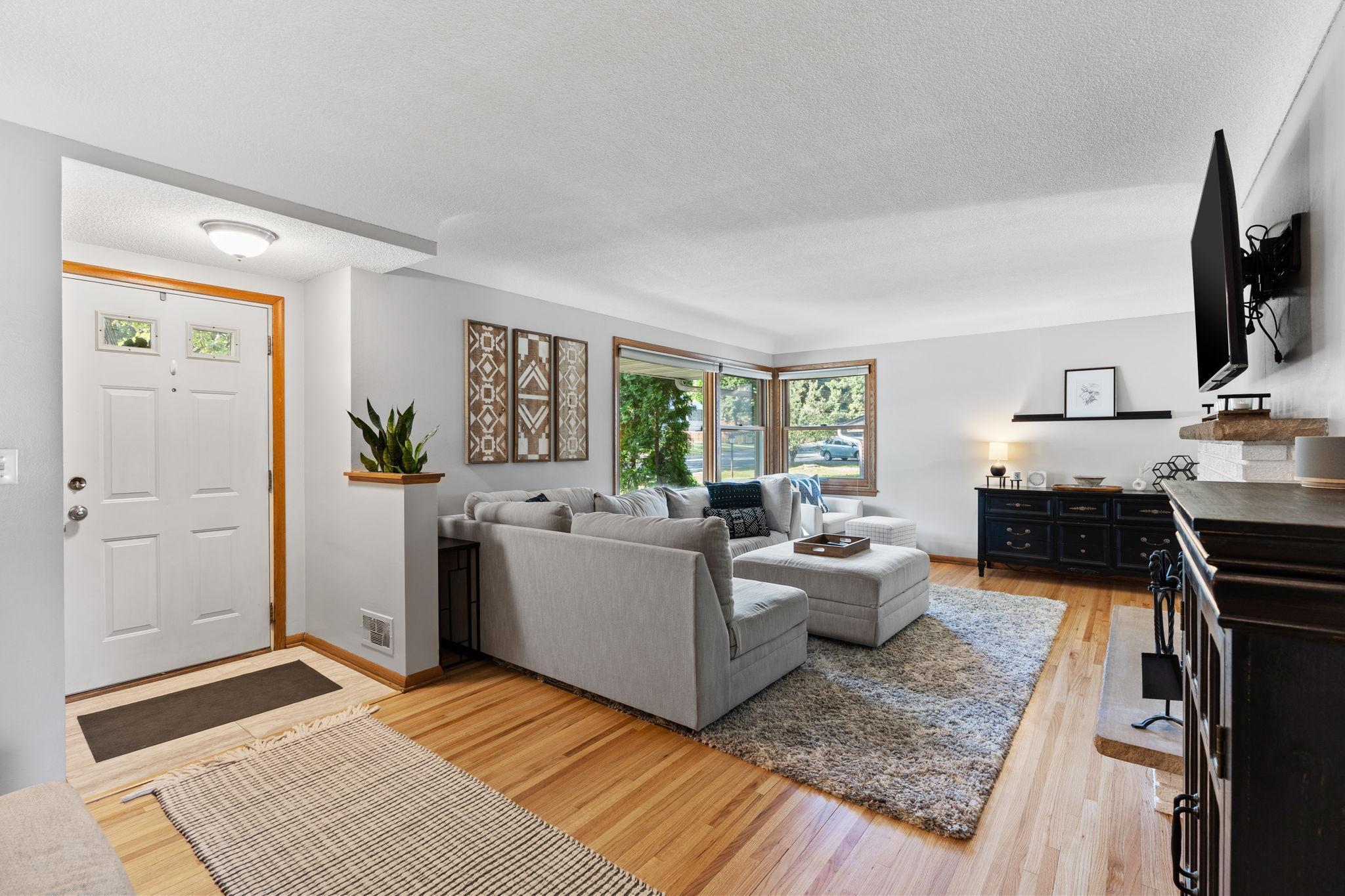 8219 Washburn Avenue S