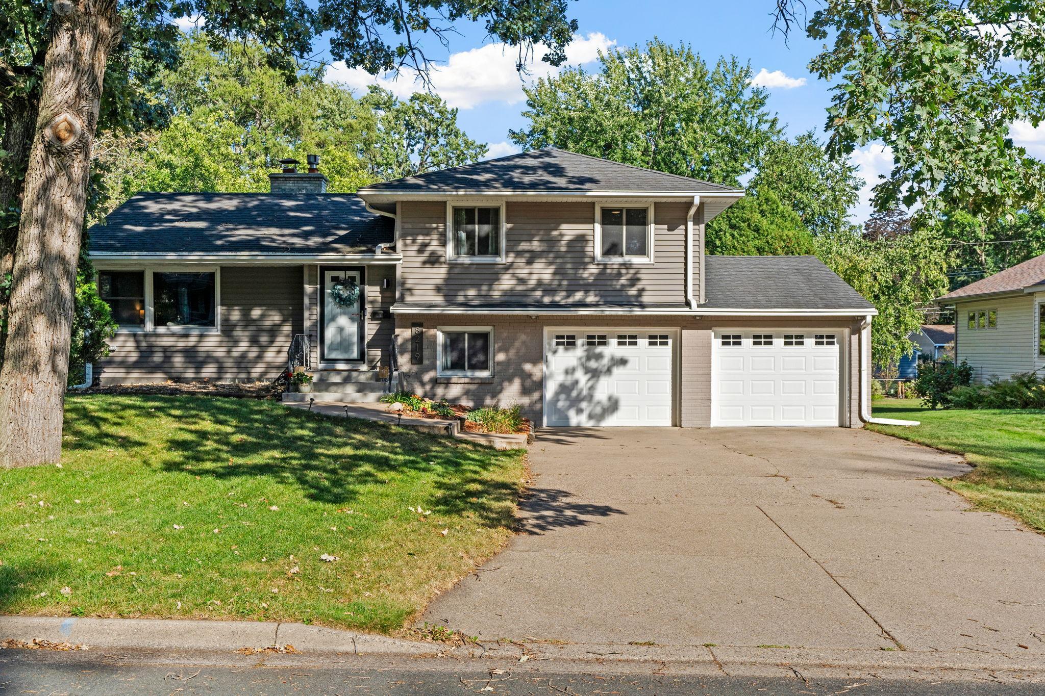 8219 Washburn Avenue S