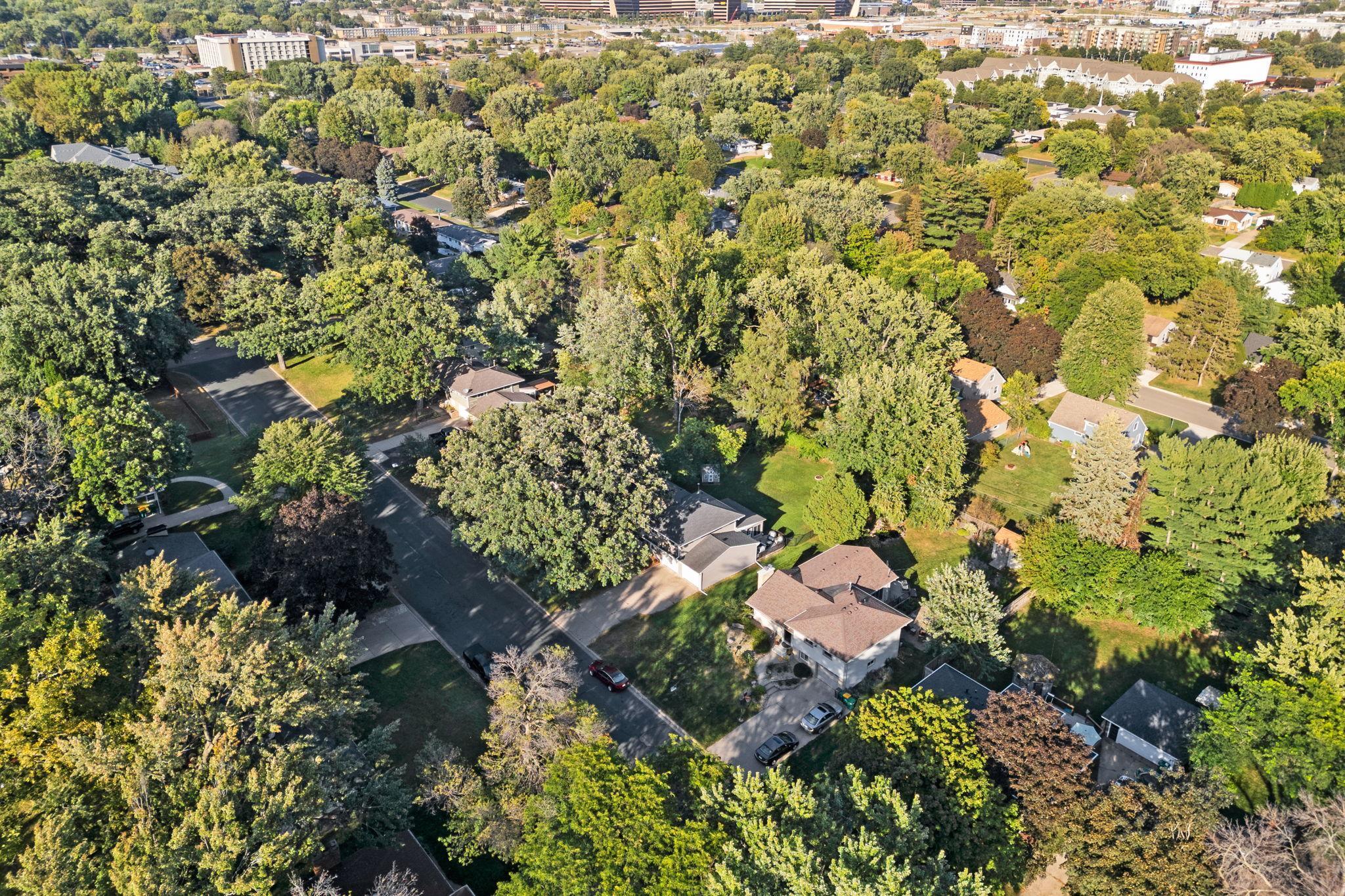 8219 Washburn Avenue S