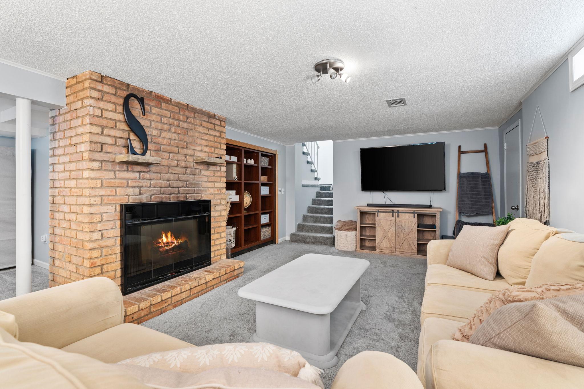 8219 Washburn Avenue S