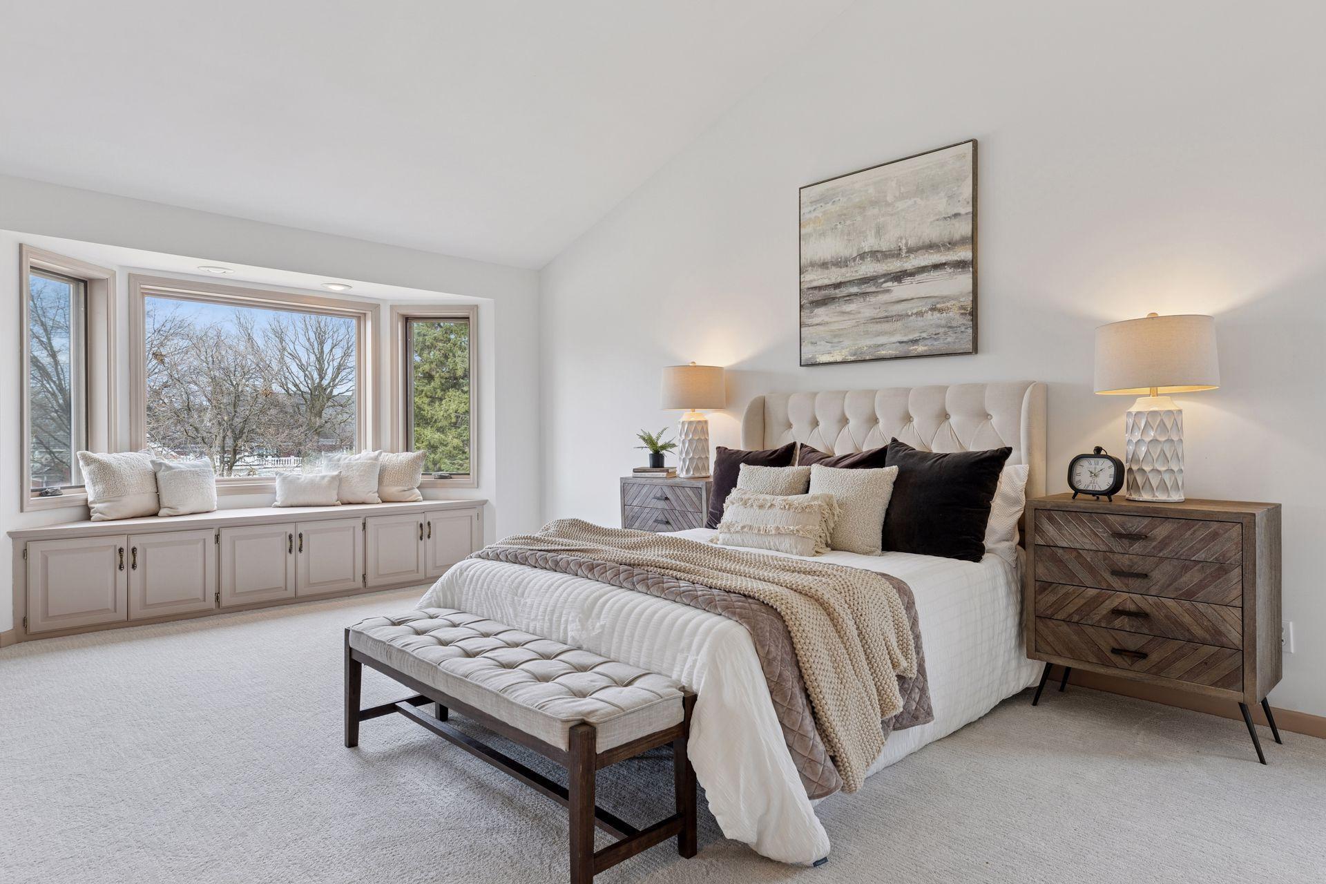 14 Hill Farm Circle