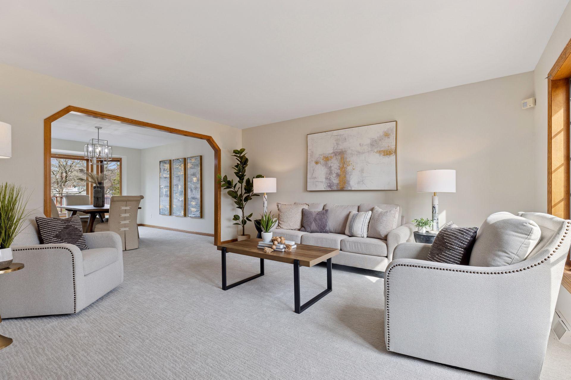 14 Hill Farm Circle