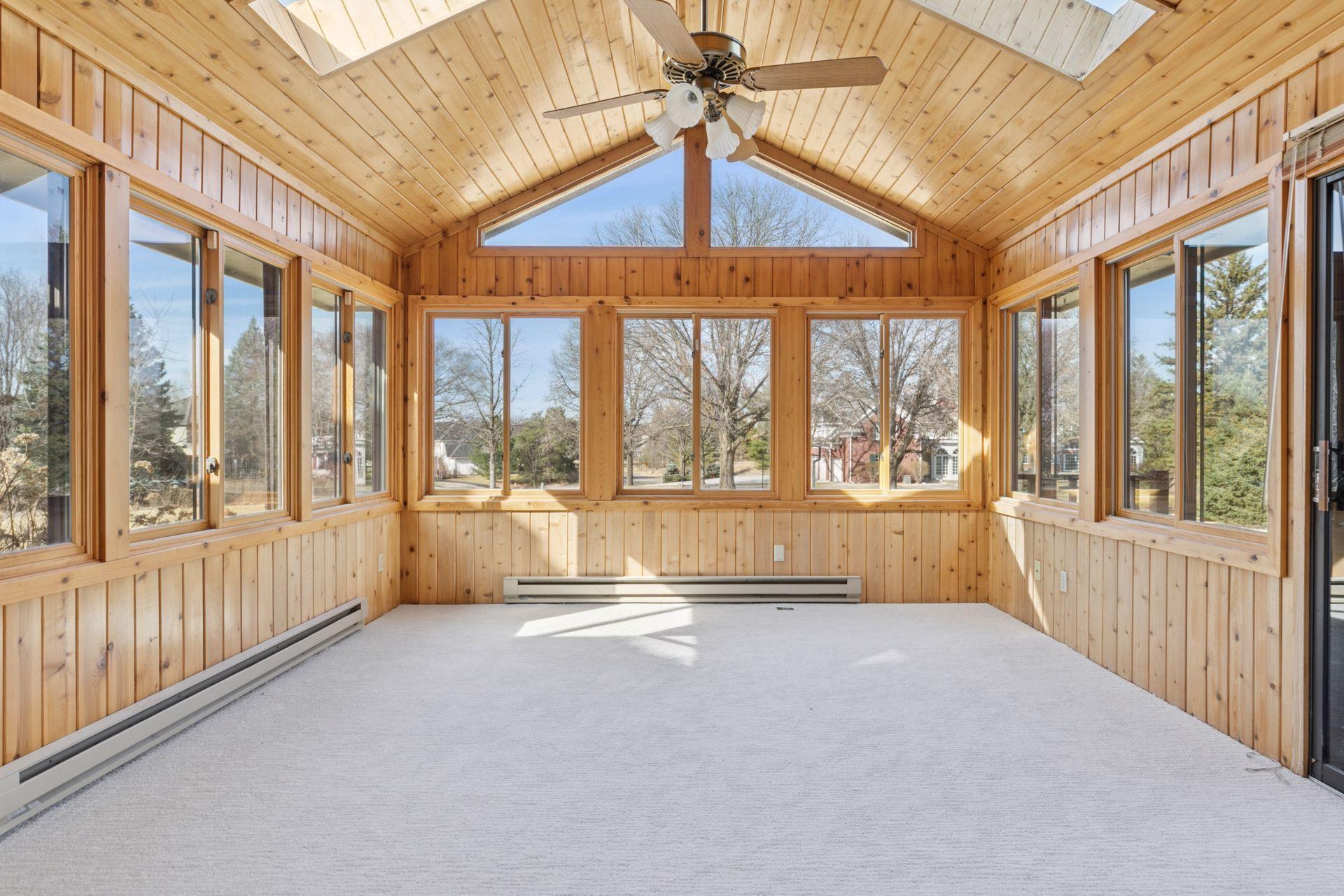 14 Hill Farm Circle
