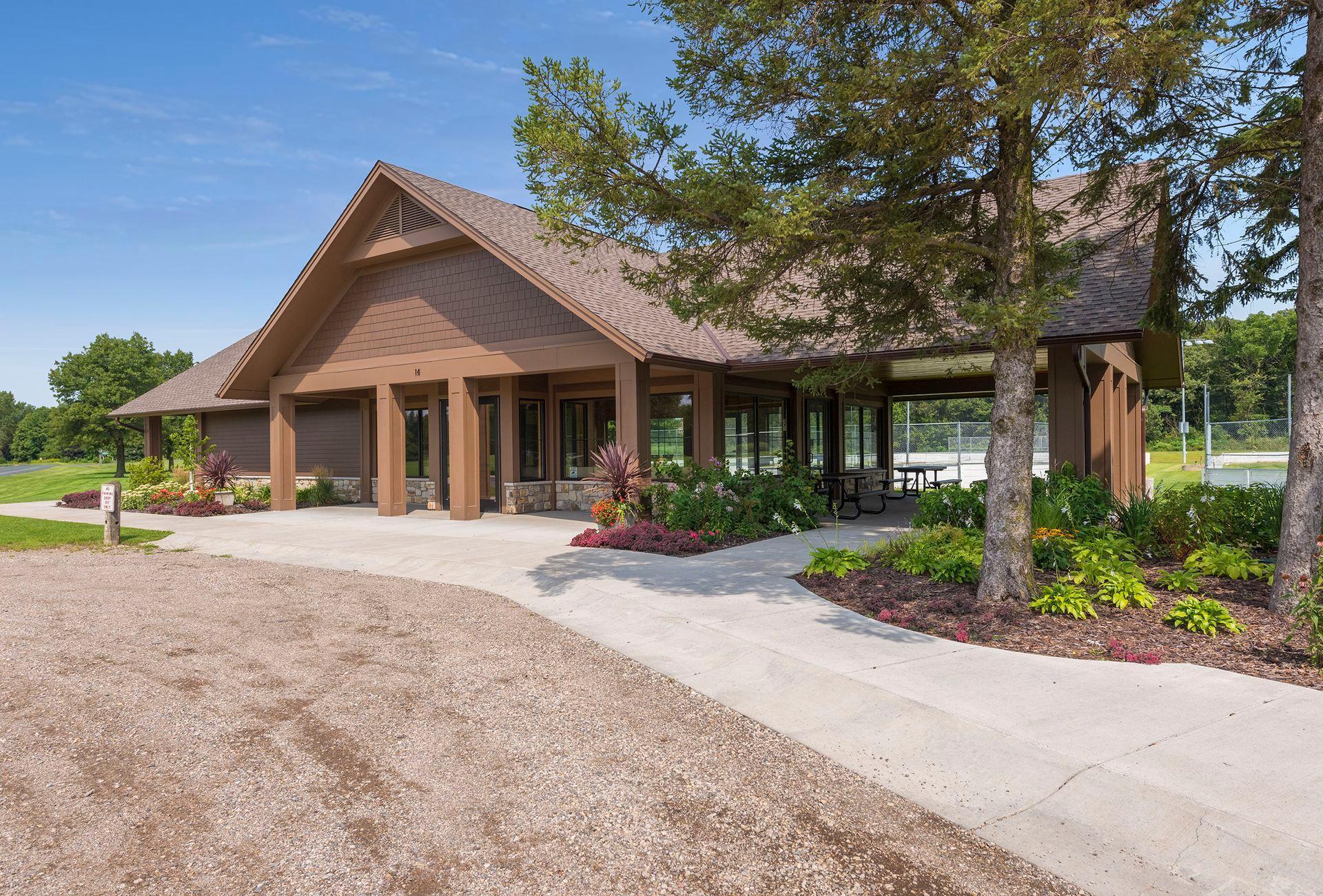 14 Hill Farm Circle