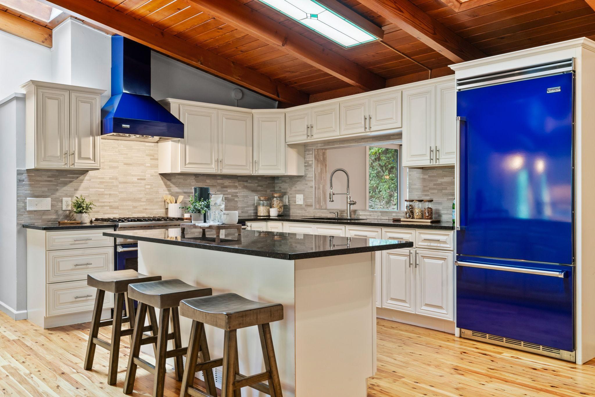 11705 Live Oak Drive