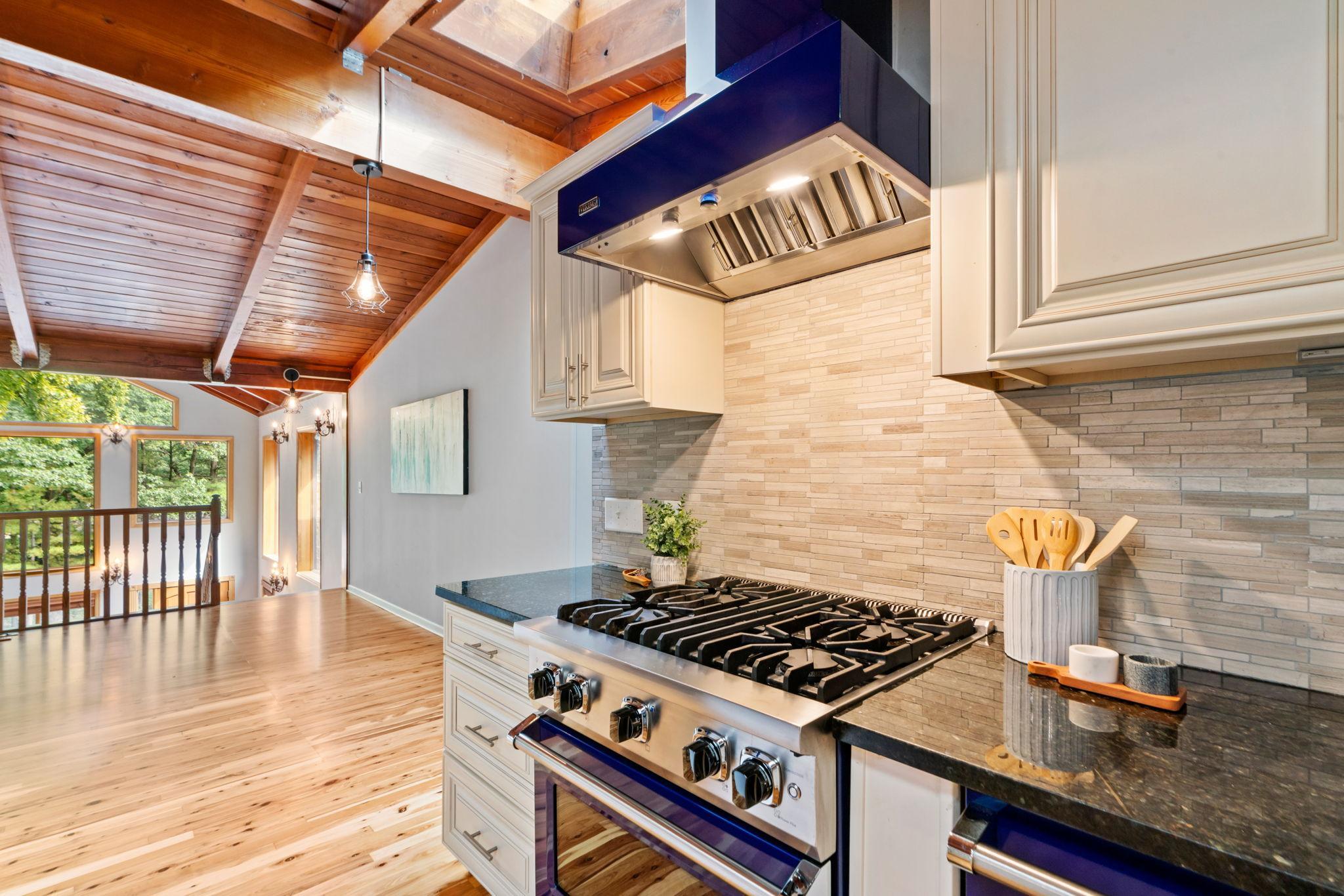 11705 Live Oak Drive