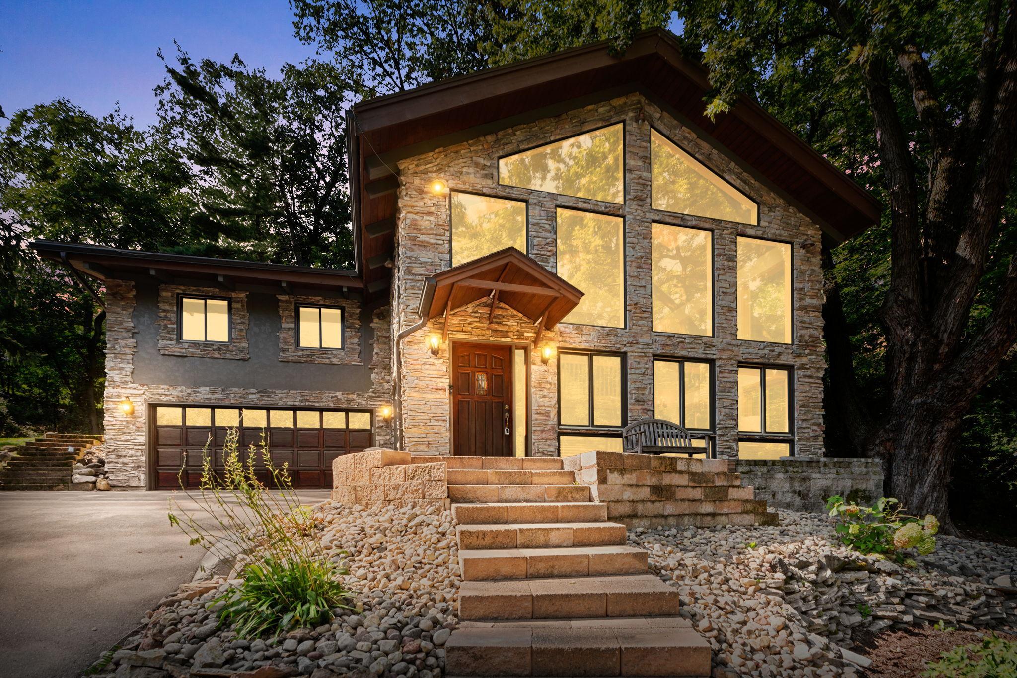 11705 Live Oak Drive