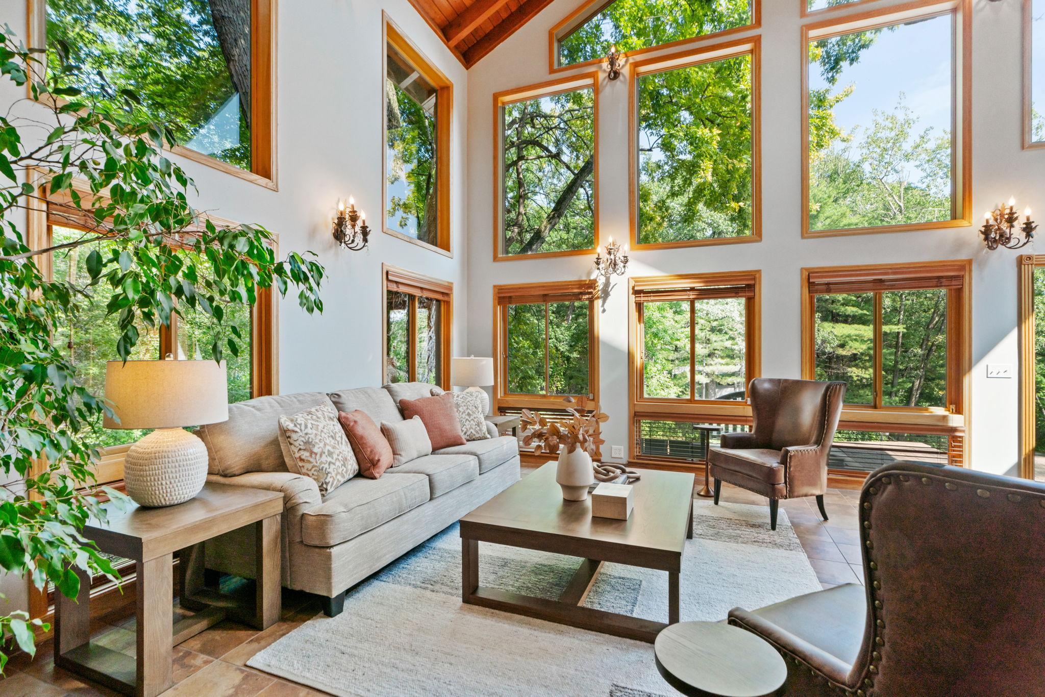 11705 Live Oak Drive