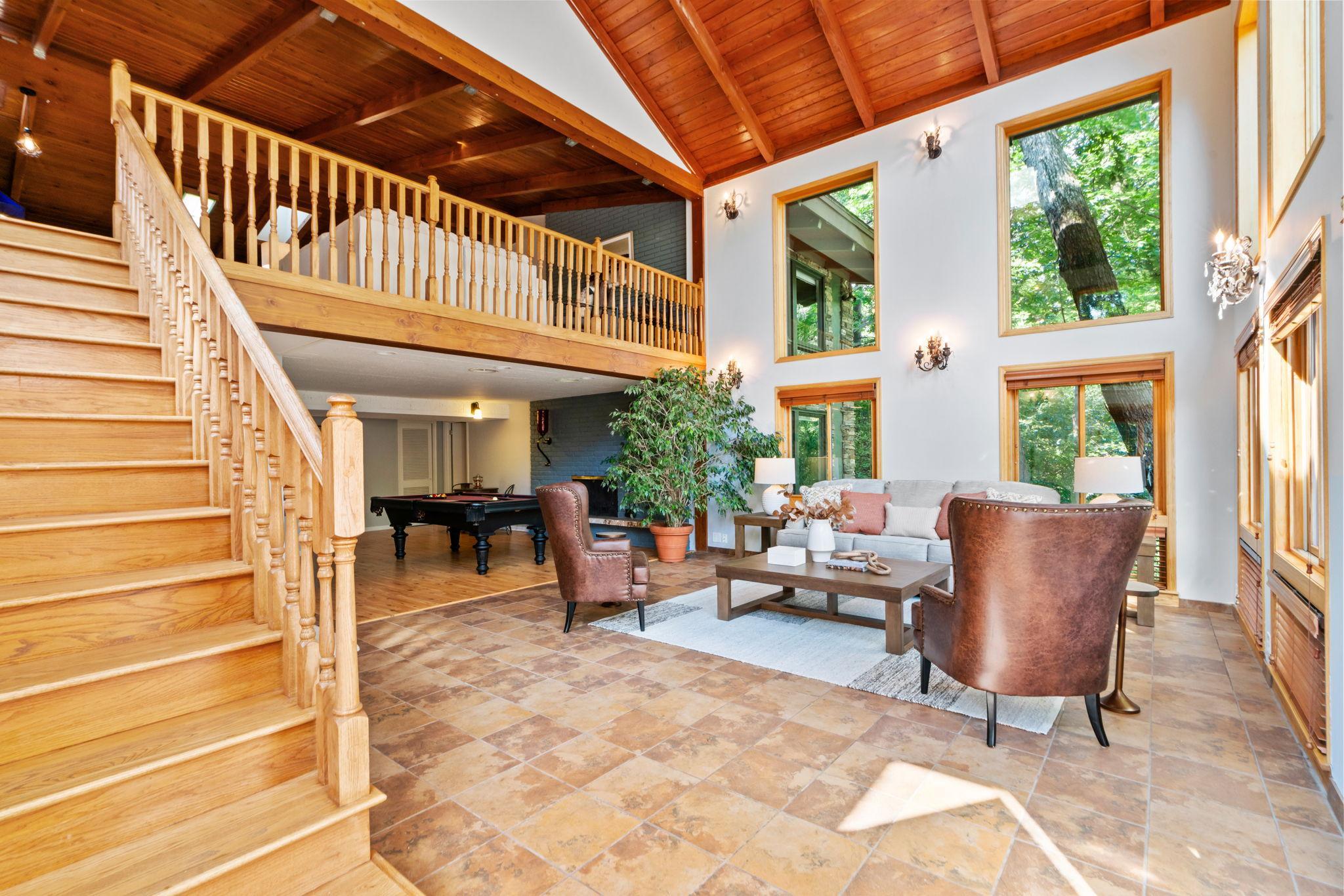 11705 Live Oak Drive