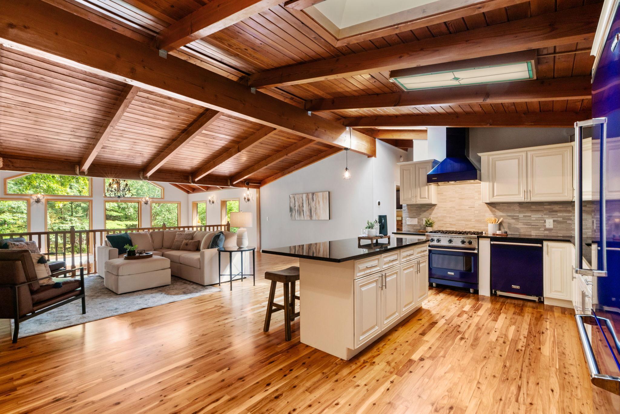 11705 Live Oak Drive