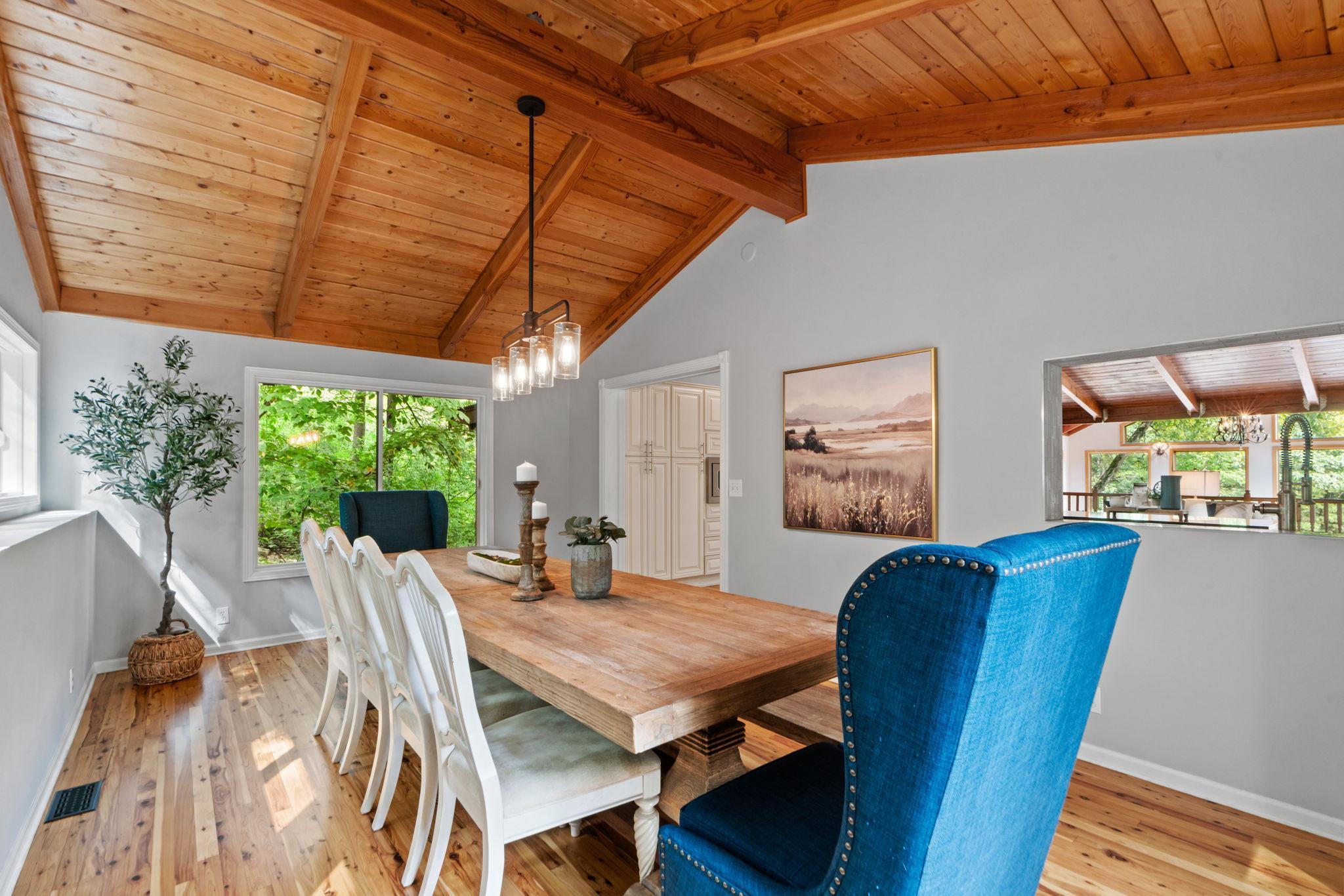 11705 Live Oak Drive
