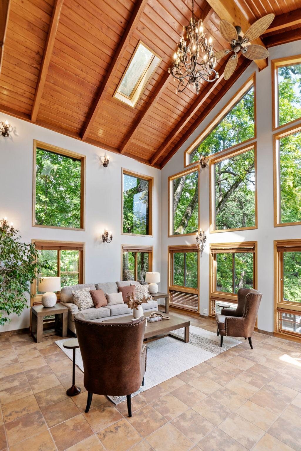 11705 Live Oak Drive