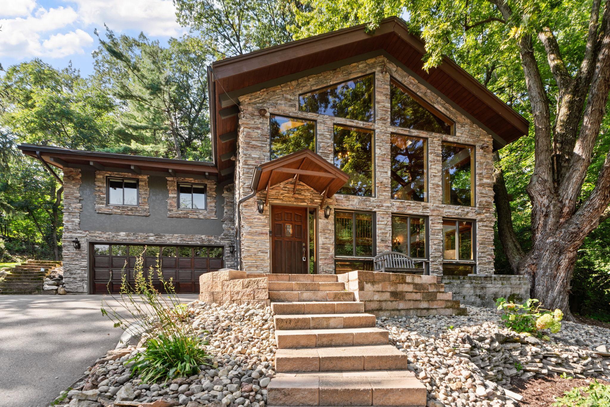 11705 Live Oak Drive