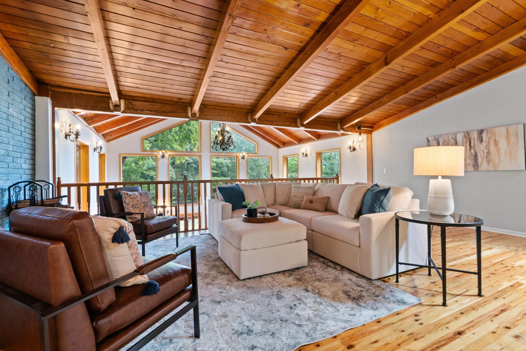 11705 Live Oak Drive