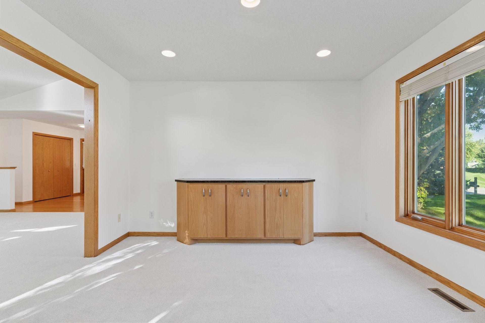 4950 Valley Forge Lane N