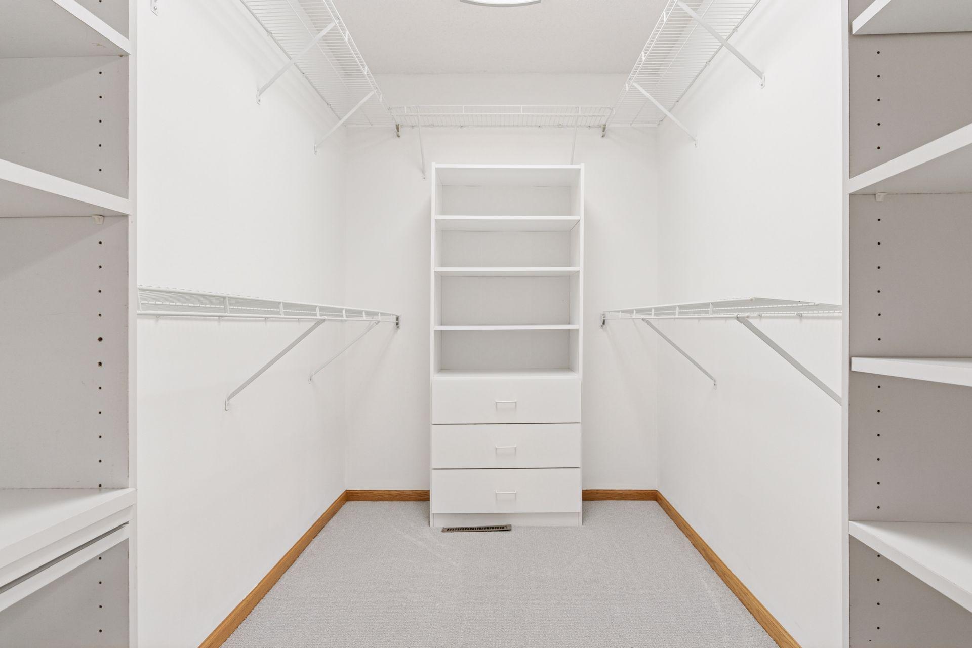 4950 Valley Forge Lane N