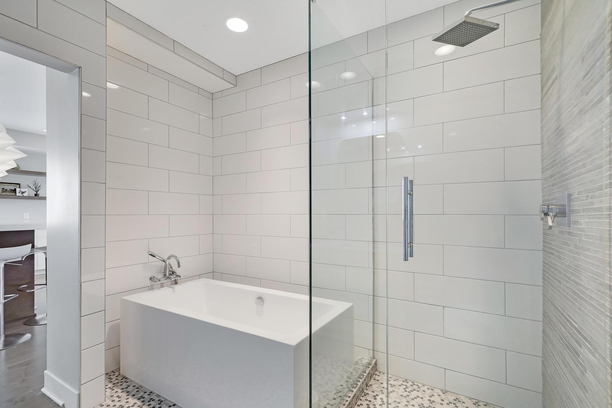 3974 Wooddale Avenue S Unit: 302