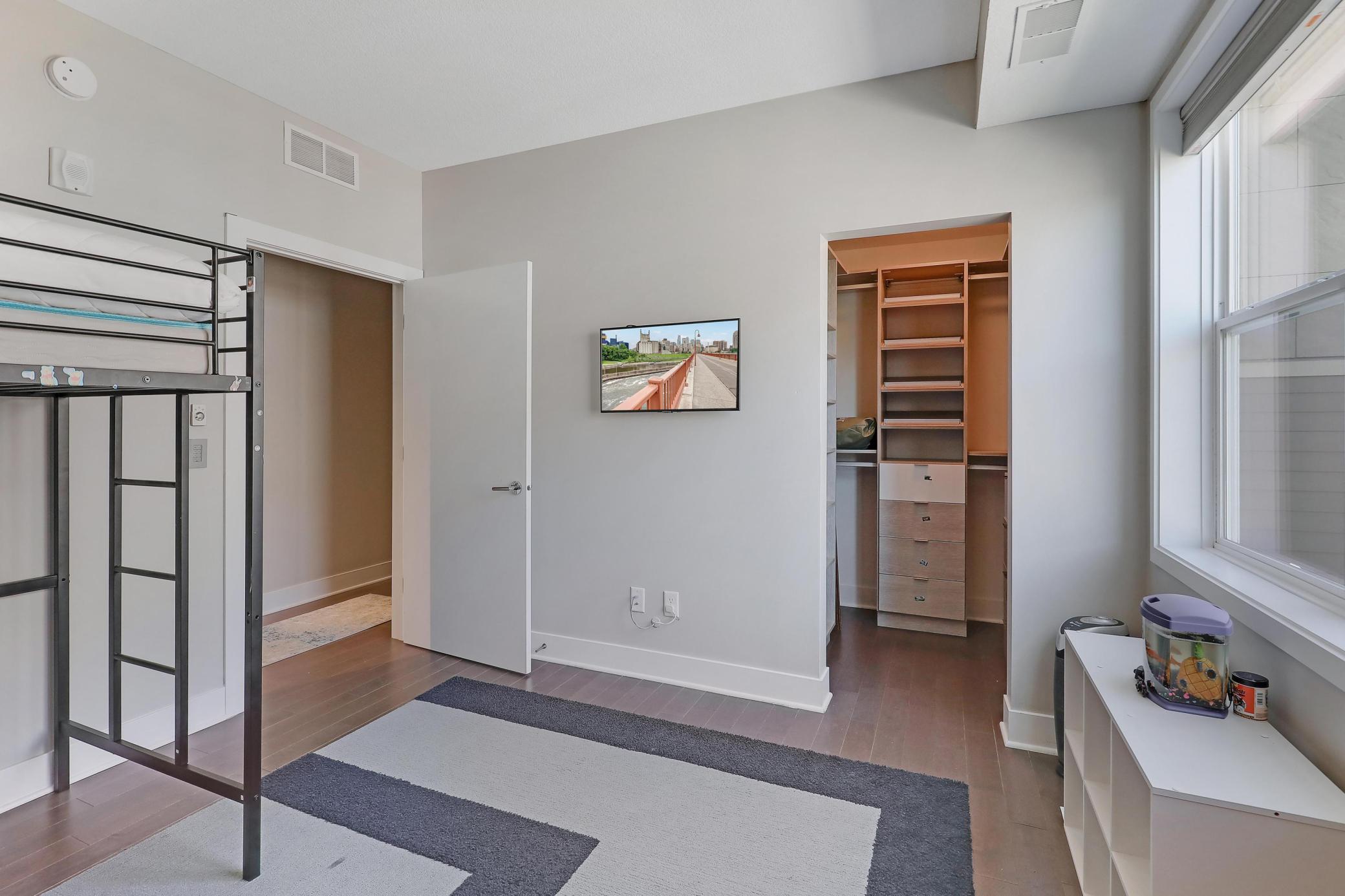 3974 Wooddale Avenue S Unit: 302