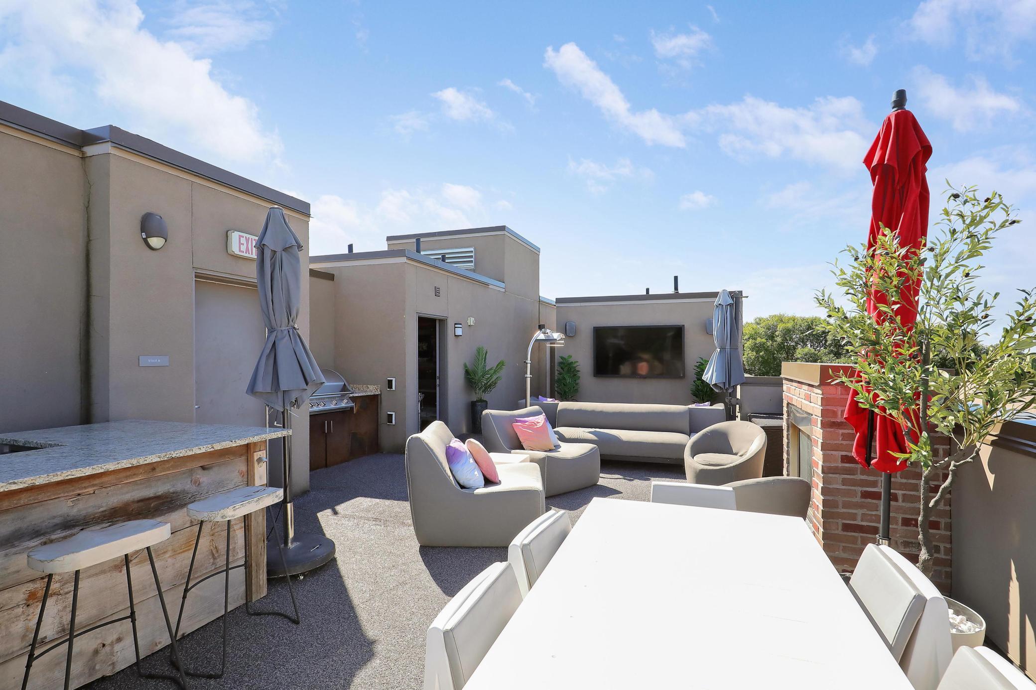 3974 Wooddale Avenue S Unit: 302