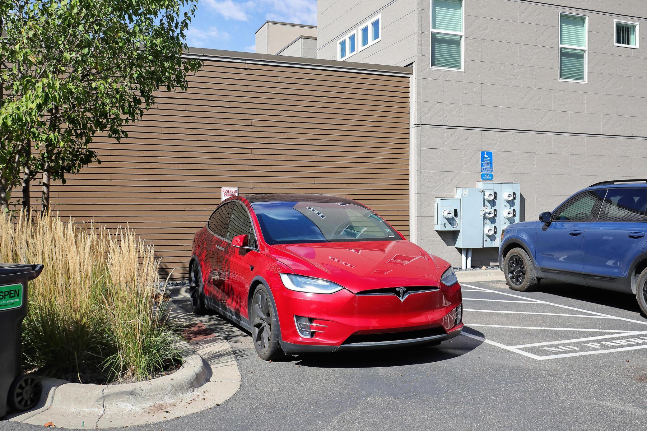 3974 Wooddale Avenue S Unit: 302