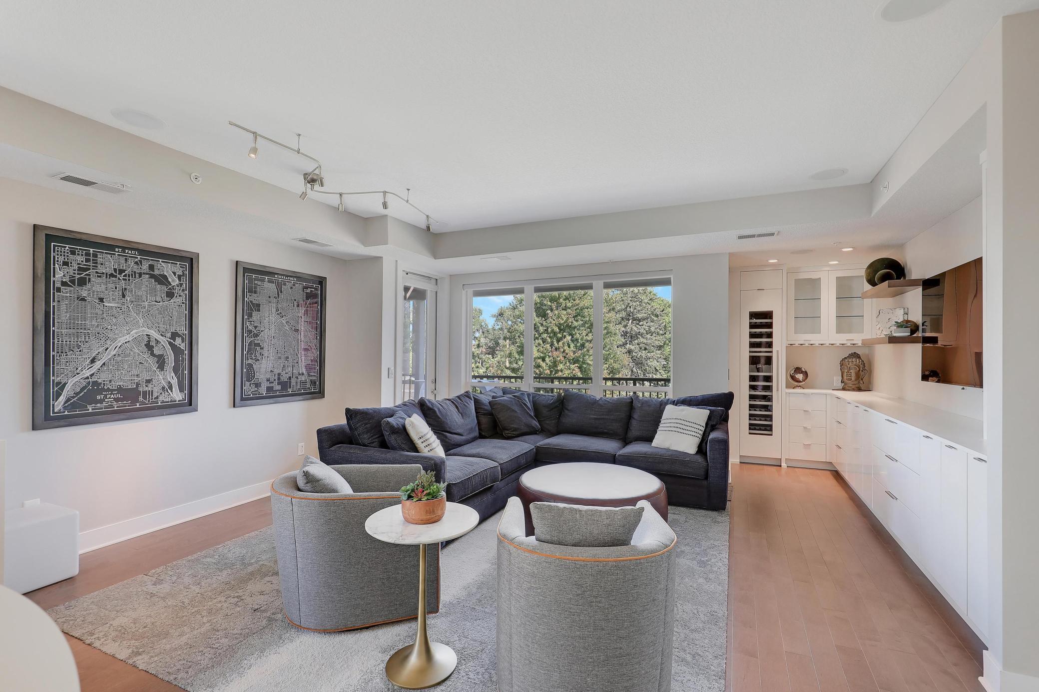 3974 Wooddale Avenue S Unit: 302