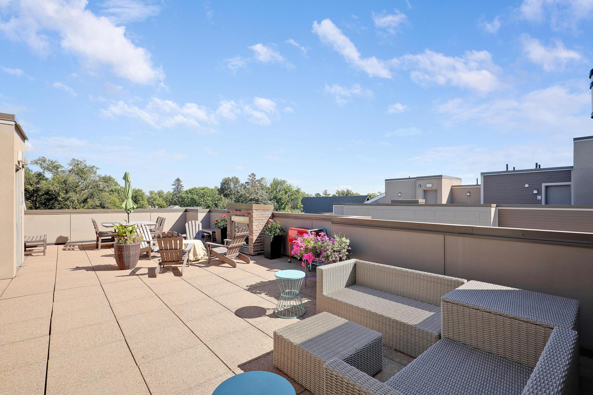 3974 Wooddale Avenue S Unit: 302