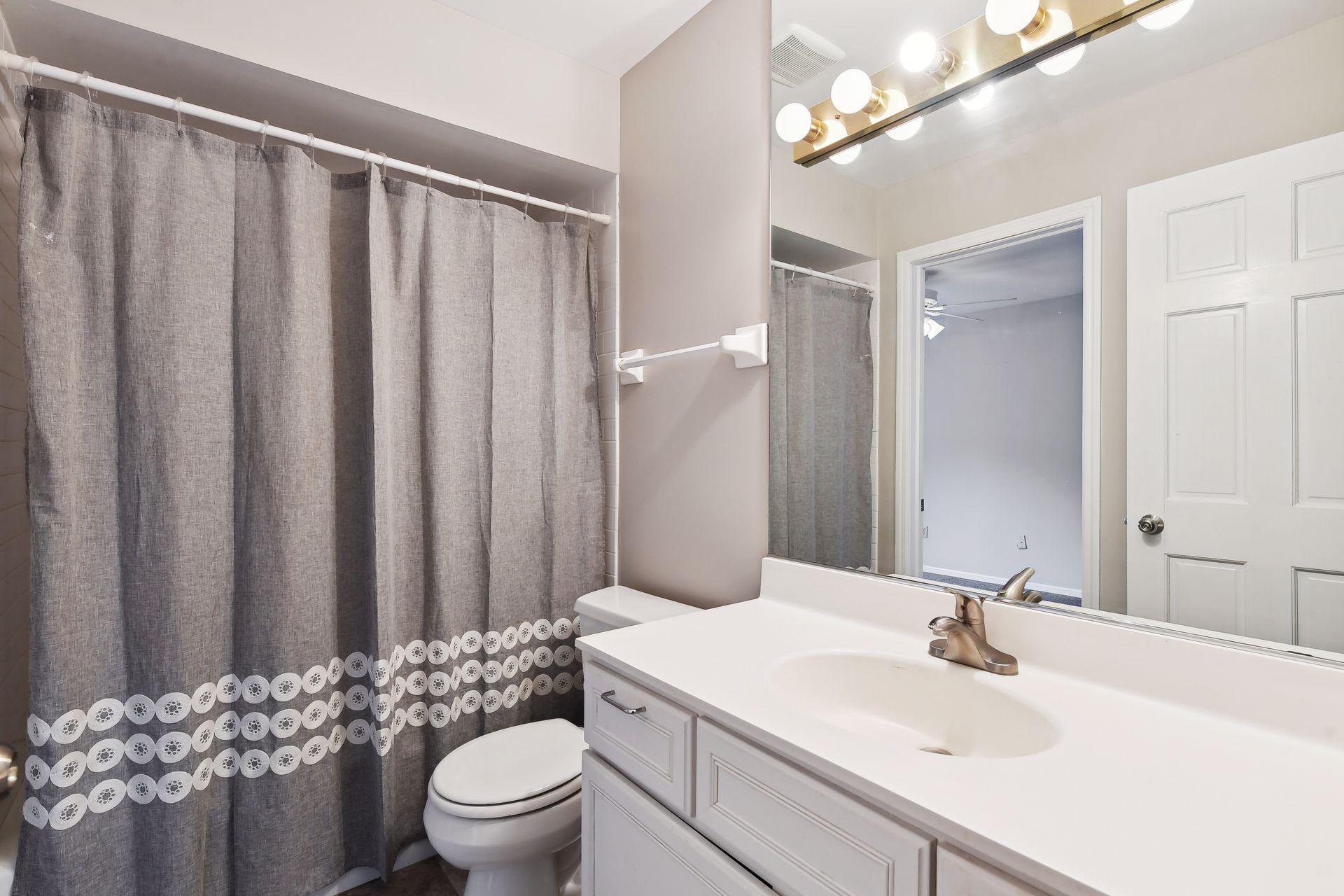 1541 Hollybrook Road