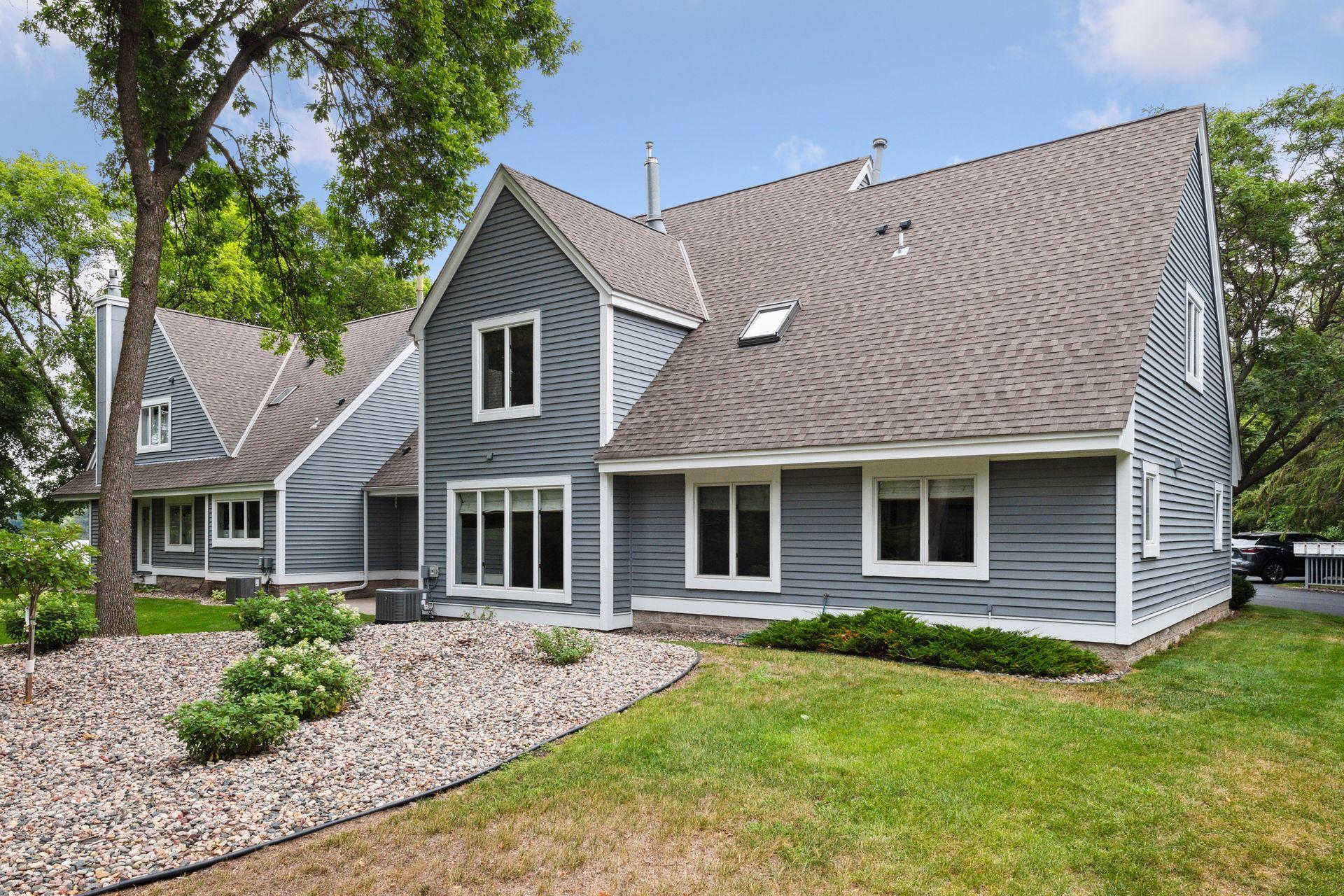 1541 Hollybrook Road