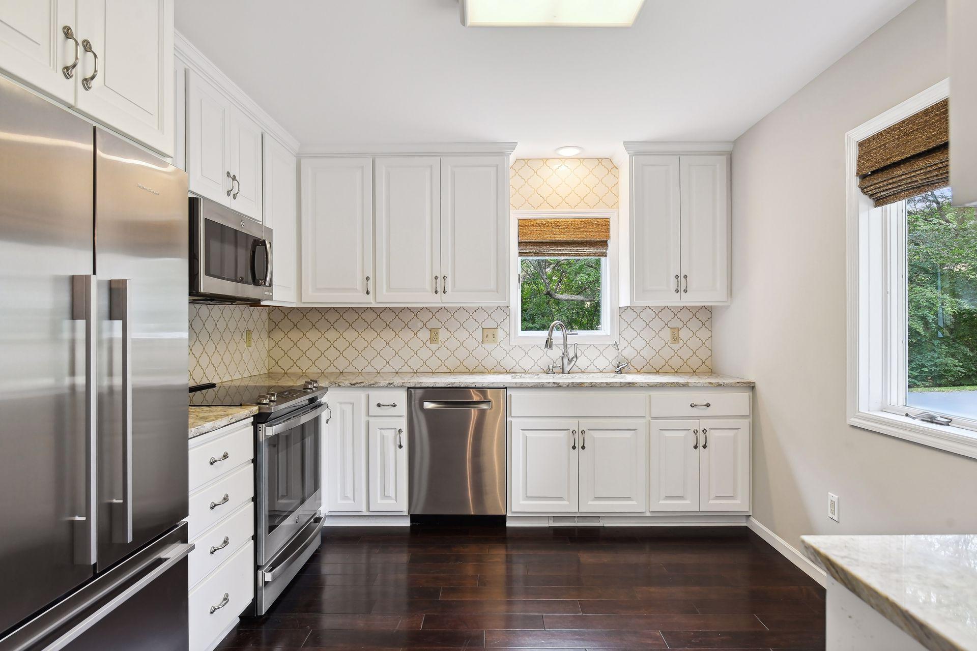 1541 Hollybrook Road