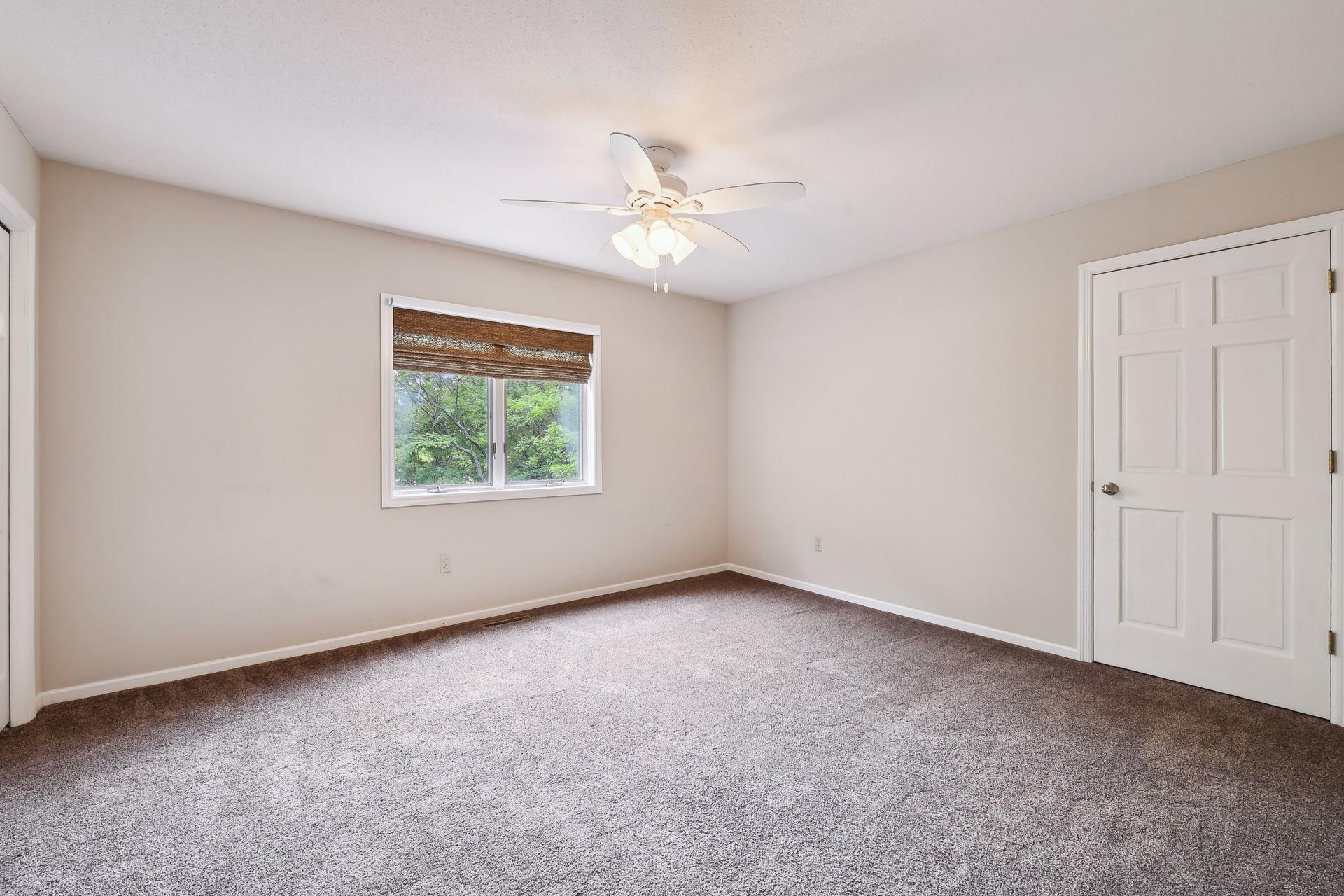 1541 Hollybrook Road