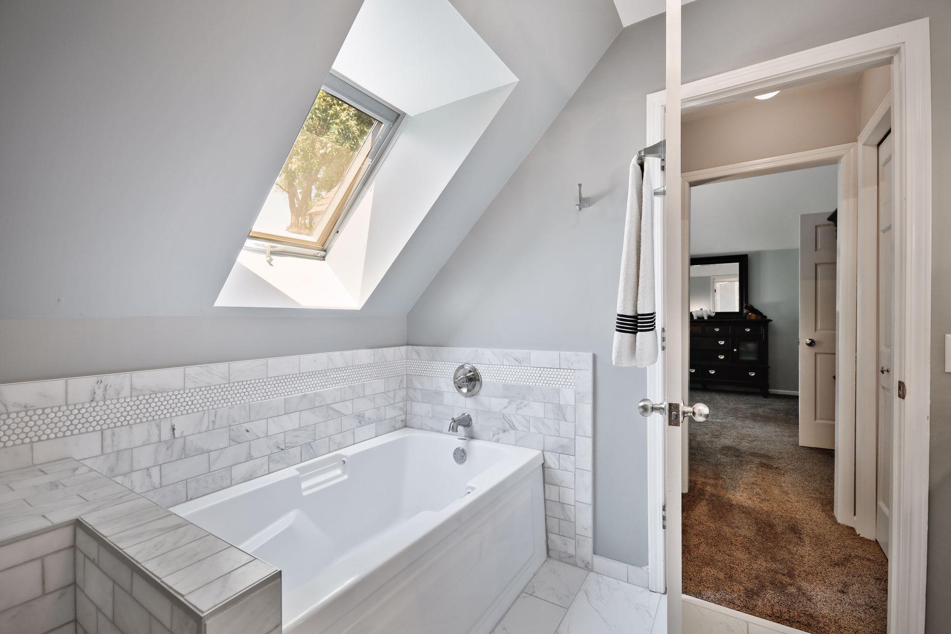 1541 Hollybrook Road