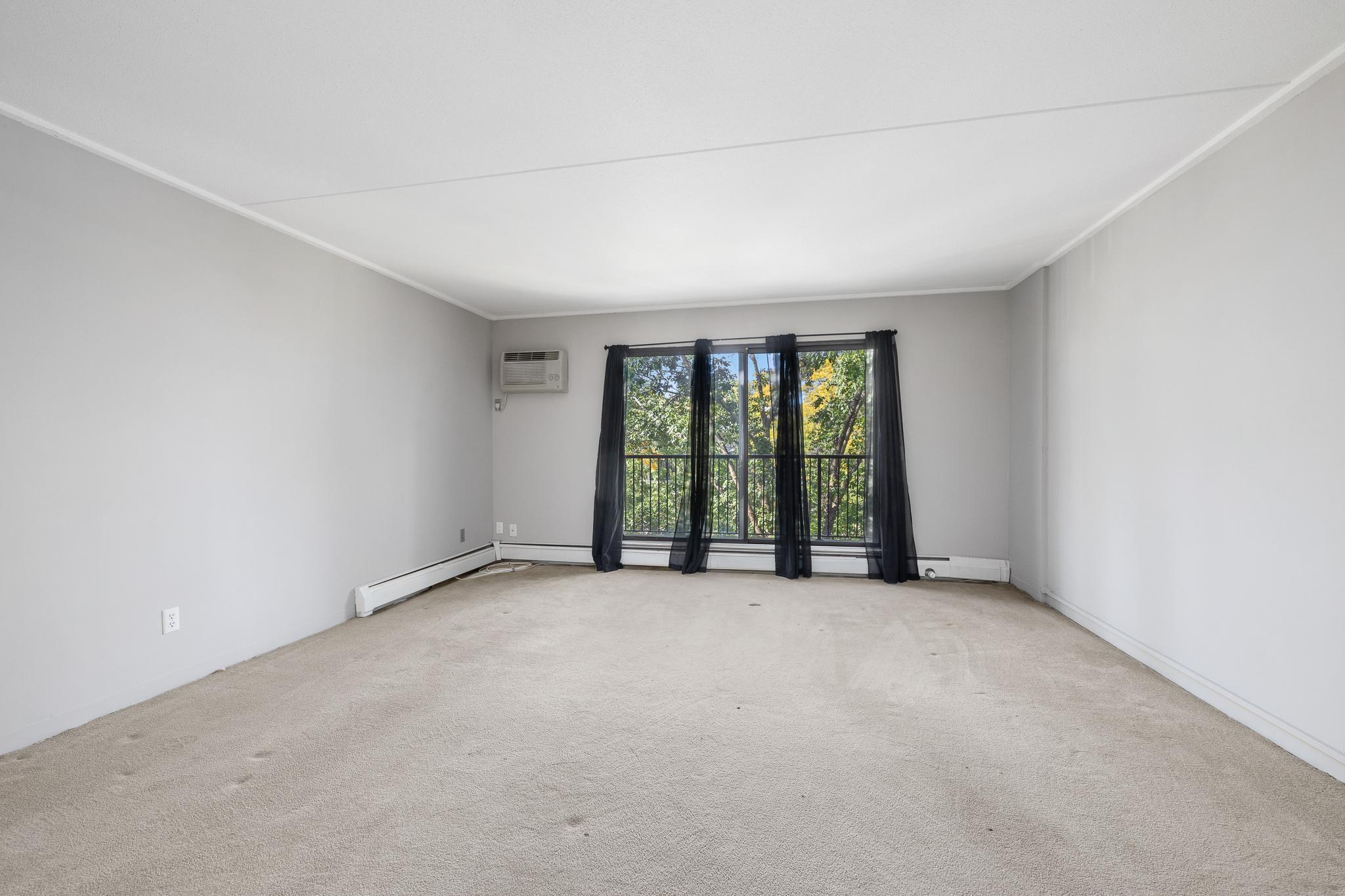 10521 Cedar Lake Road Unit: 518