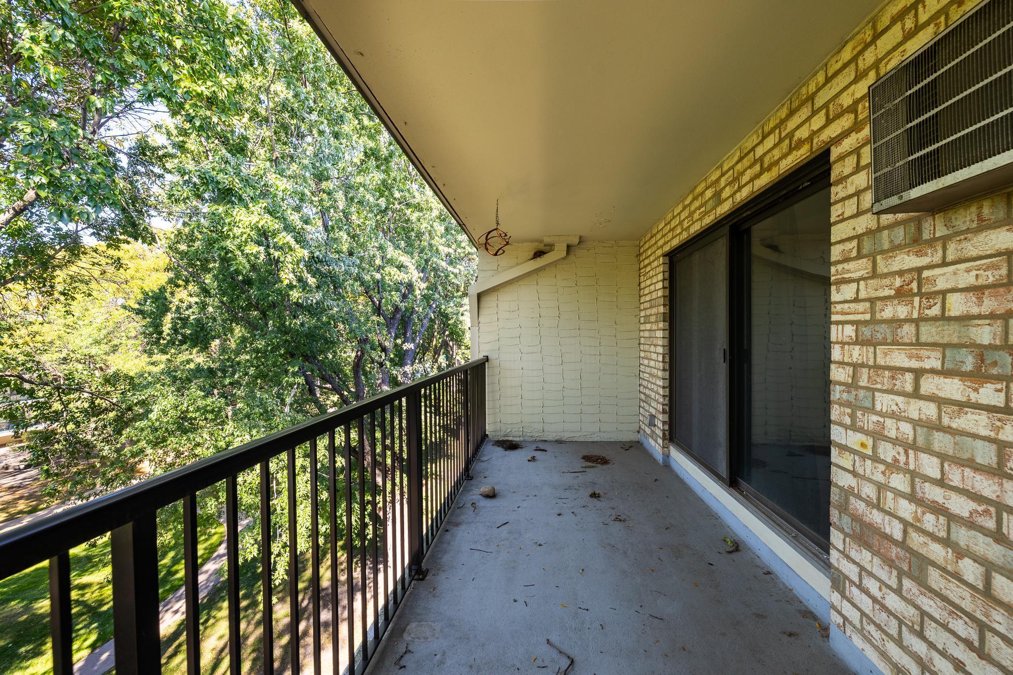 10521 Cedar Lake Road Unit: 518