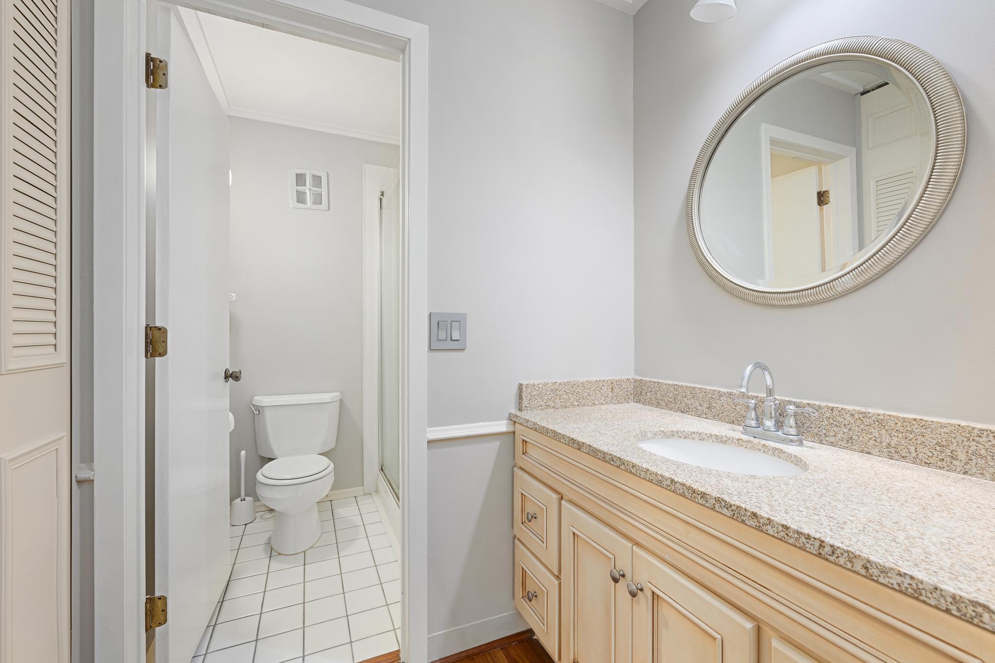 10521 Cedar Lake Road Unit: 518