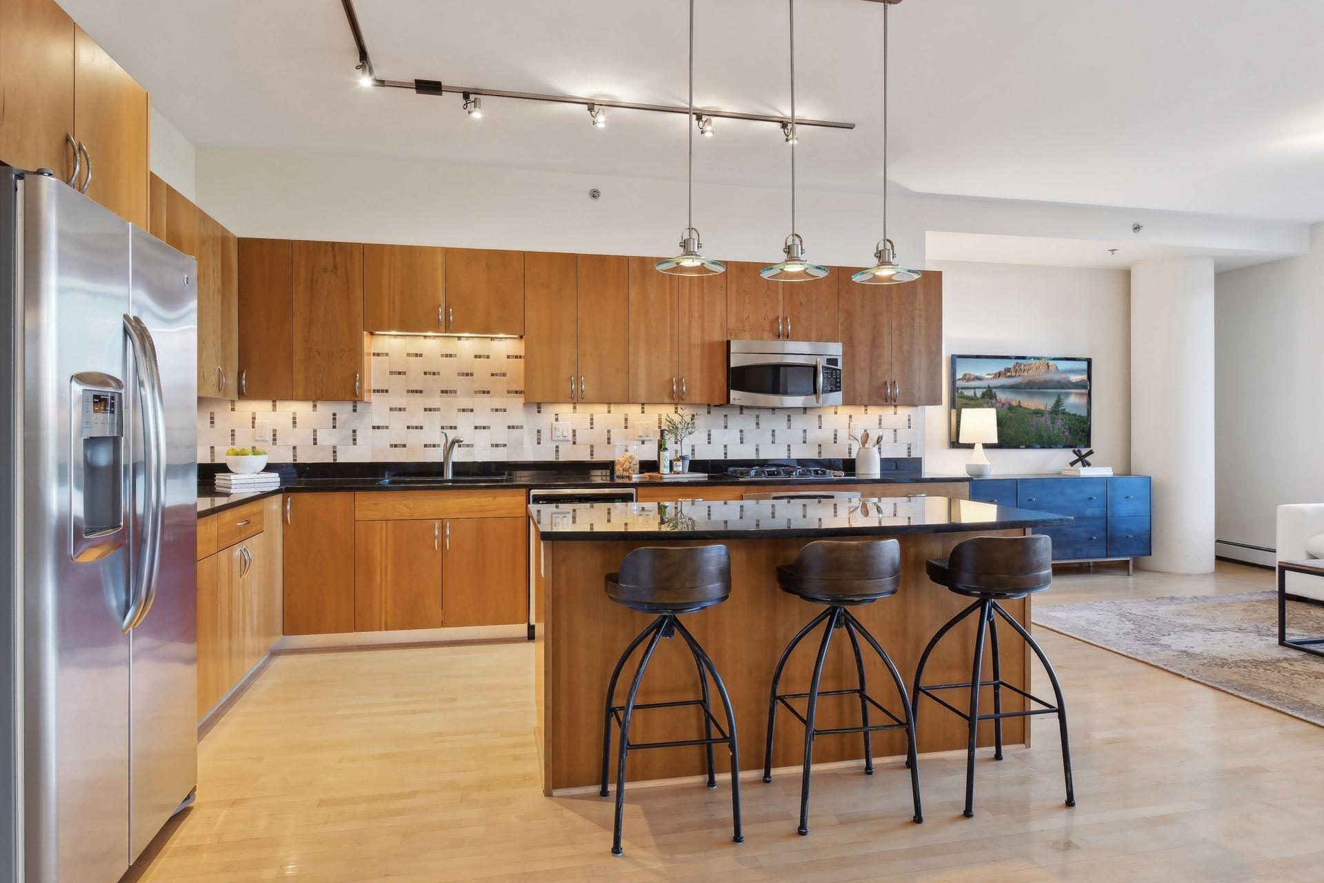 215 10th Avenue S Unit: 310